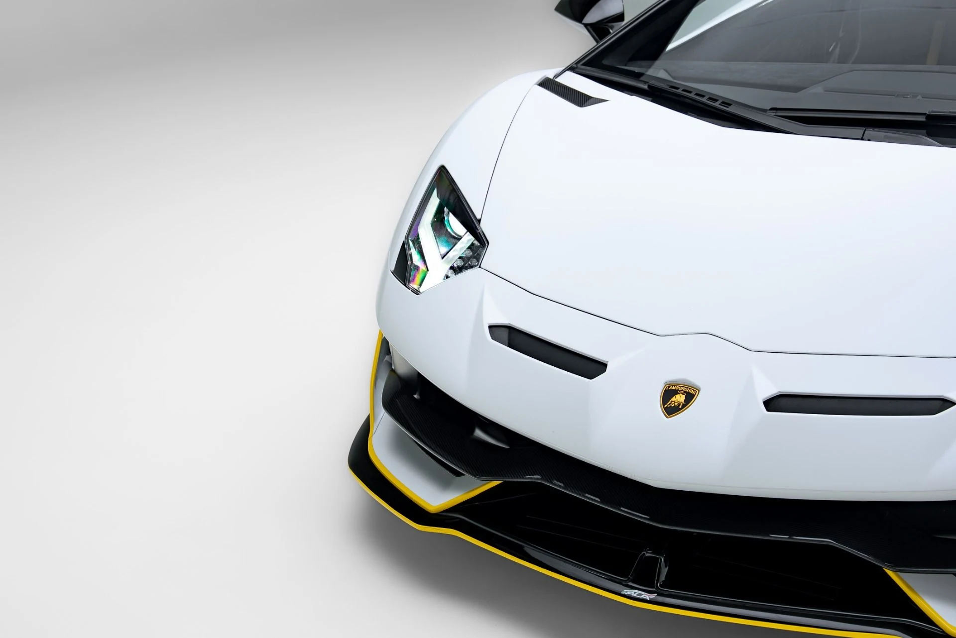 mph032_3855679331_Used_2021_Lamborghini_Aventador_LP_770_4_SVJ_1776372314_d43be5c286