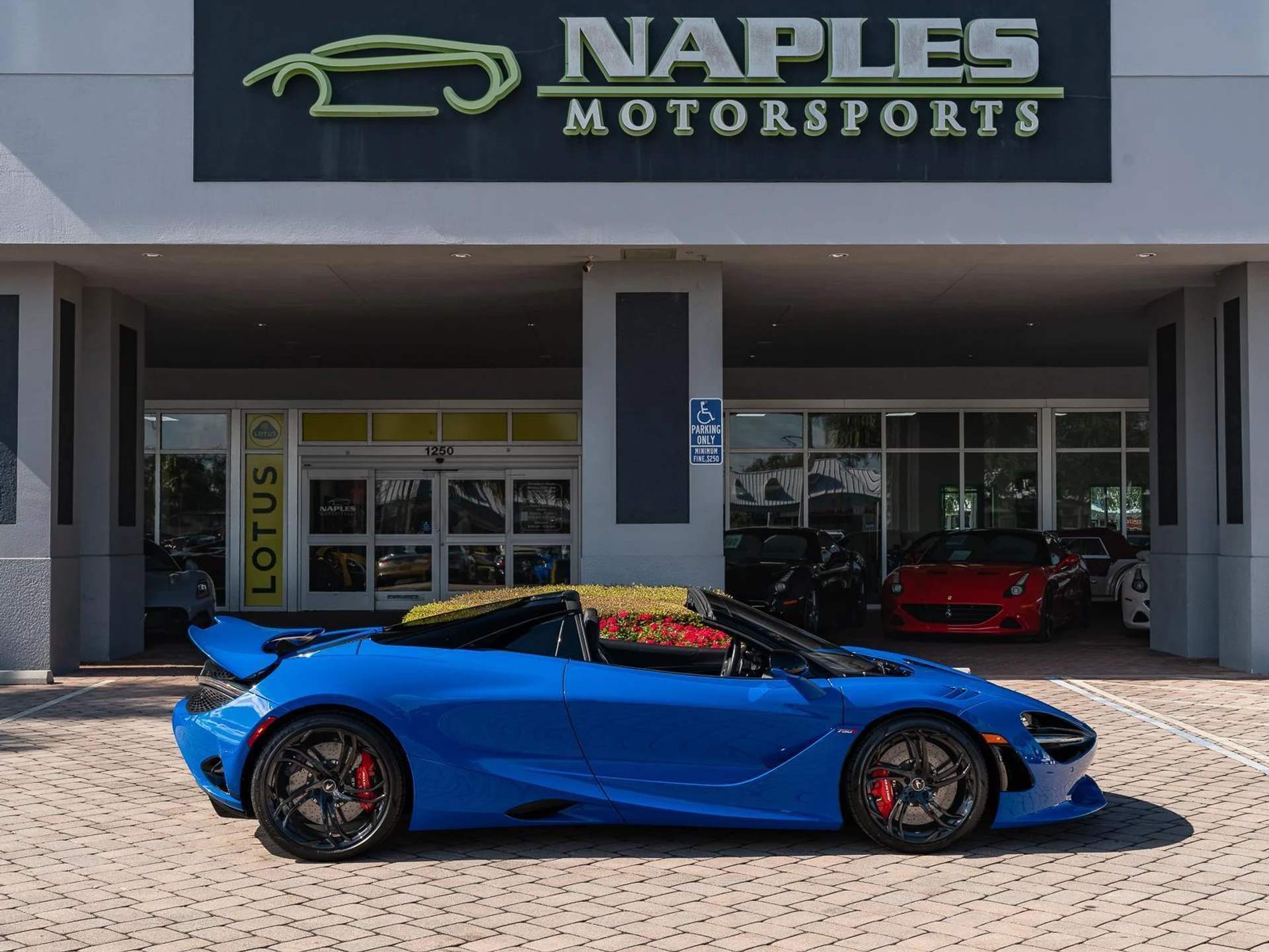 mph032_3867175553_Used_2024_Mc_Laren_750_S_Spider_1774886717_7ae586e67d