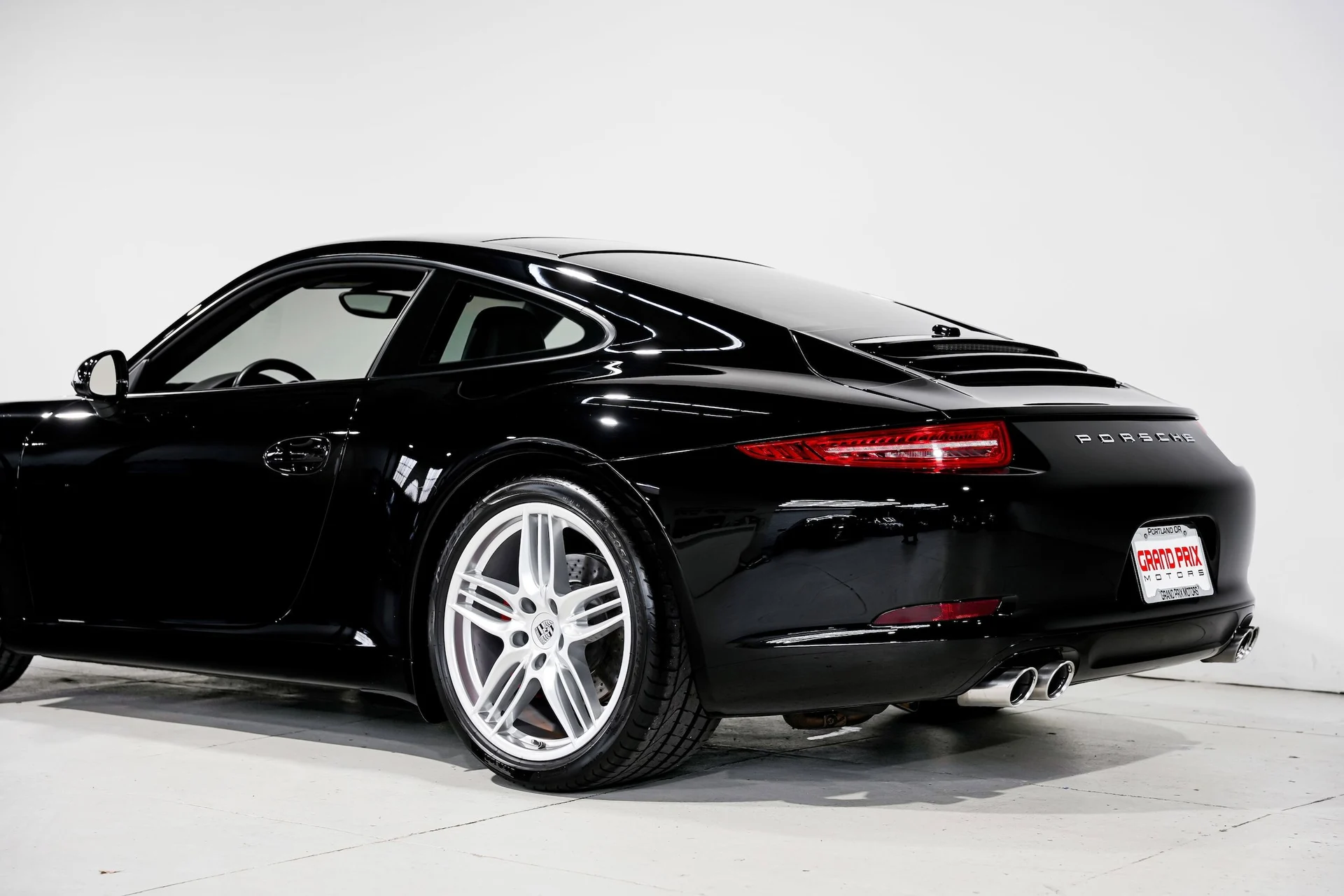 mph032_3883025762_ef949cd457af5004552fcd3804516ebex_c9baf3f291