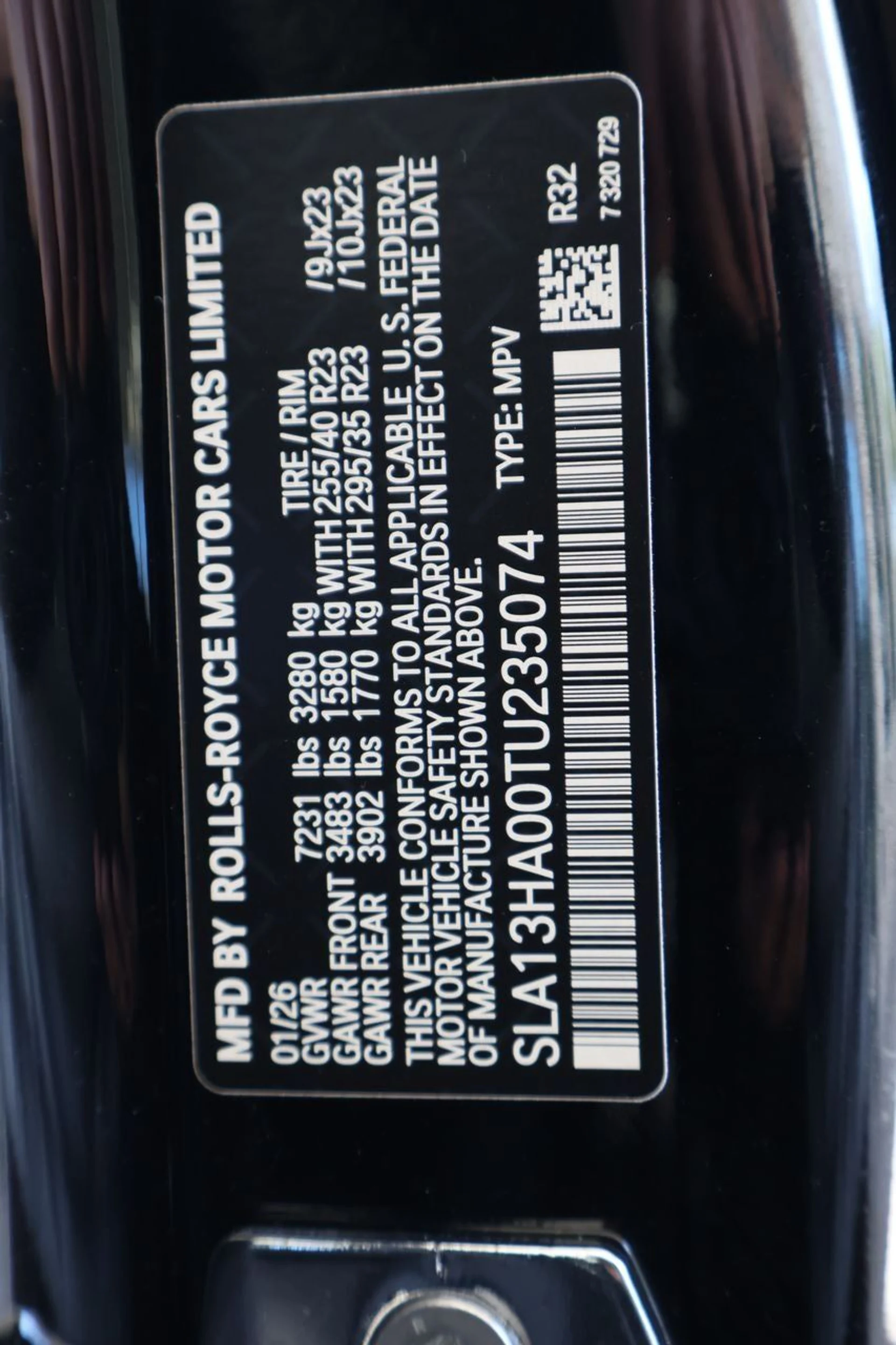 mph032_3884210925_33_f5638b6619