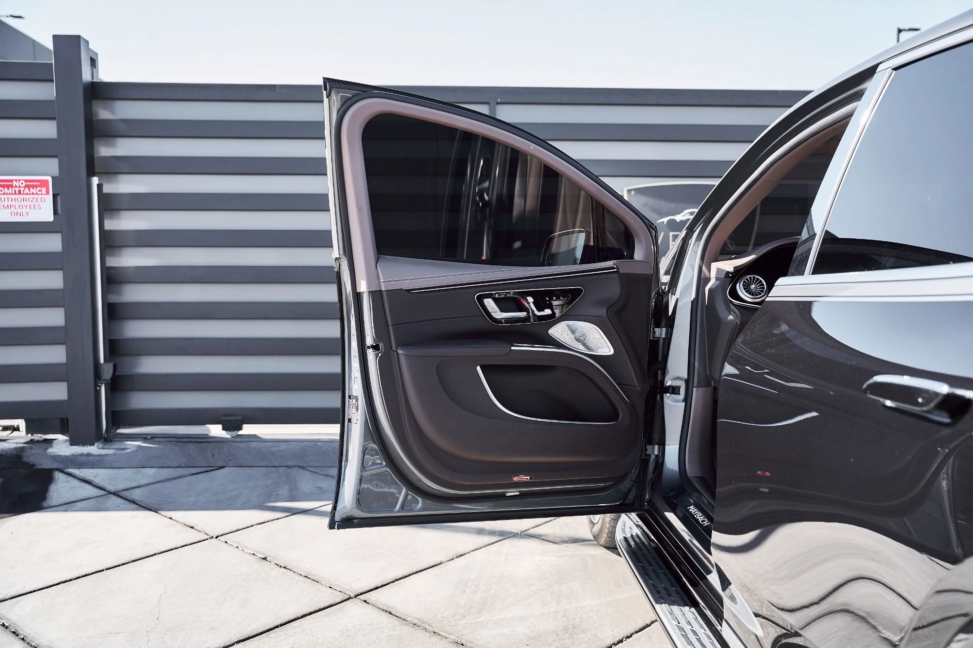 mph032_3887045902_Used_2025_Mercedes_Benz_EQS_Maybach_EQS_680_1770508805_23de9c5d3d