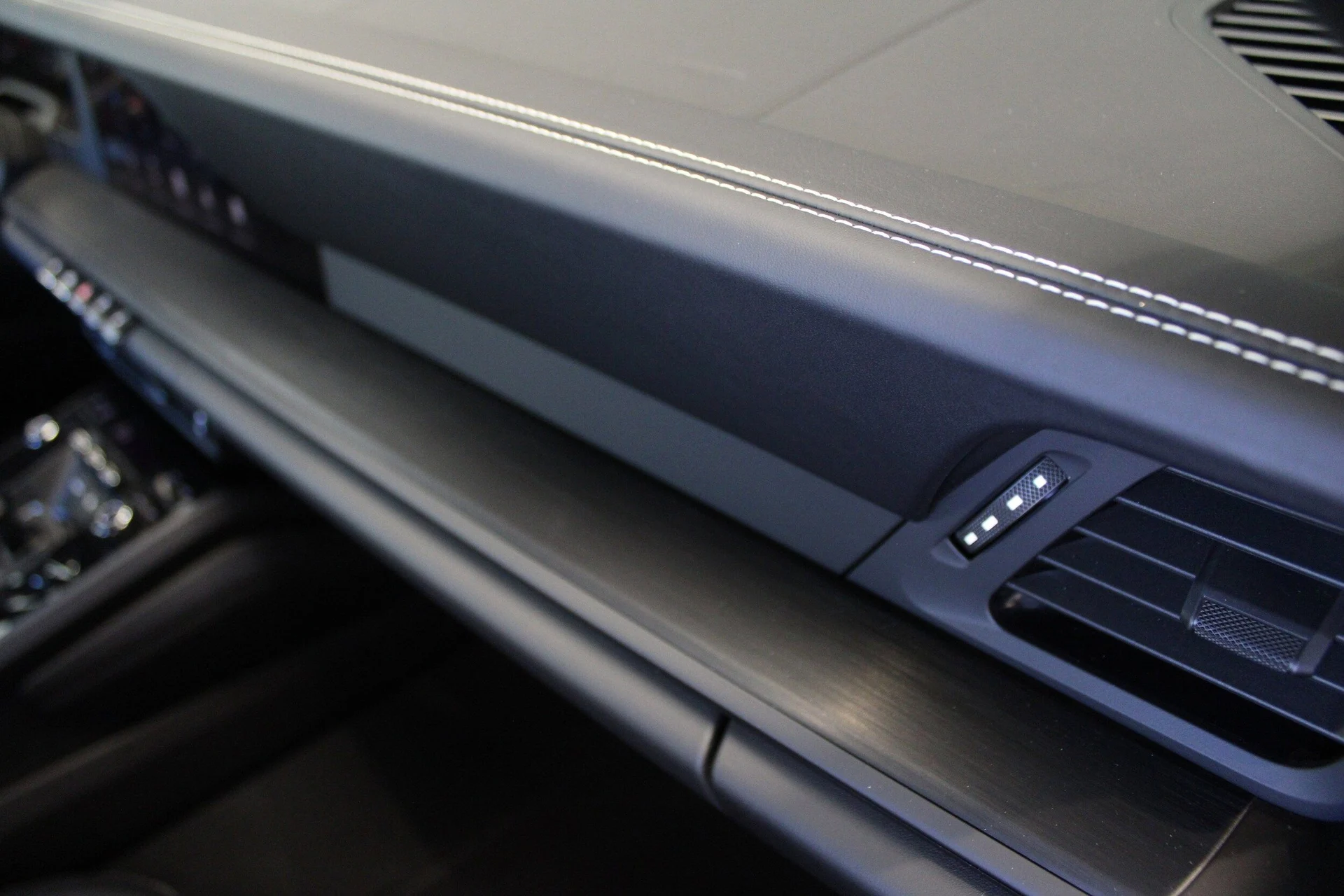 mph032_3887497556_51b840f90972a0e327c5860766a19f93x_ca23cb1d32