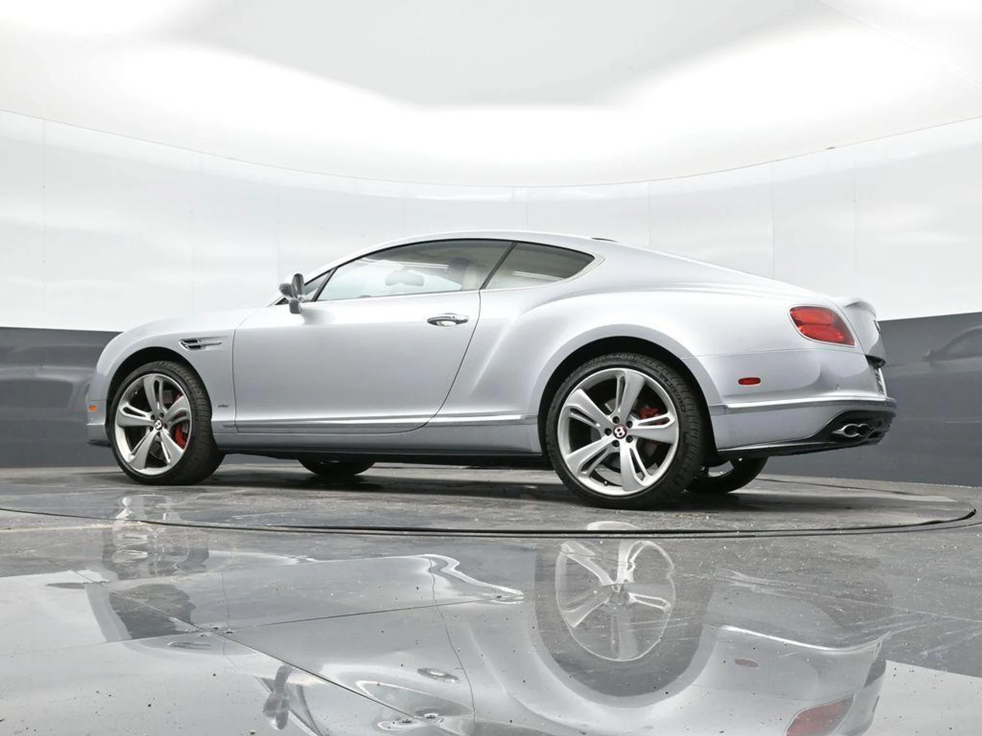 mph032_3902125941_e0i3t3_Kxtd_Fa_VV_Tqd_C_Bw_M9t_Abv_I_6387eb85e3