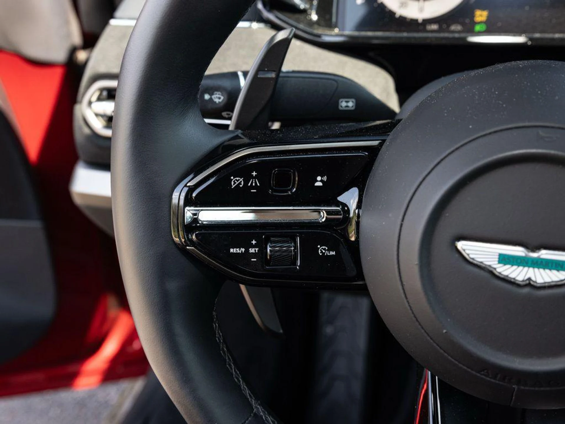 mph032_3907058675_504556717_69c7d5e2be5600699b471ffc_02d71693fc