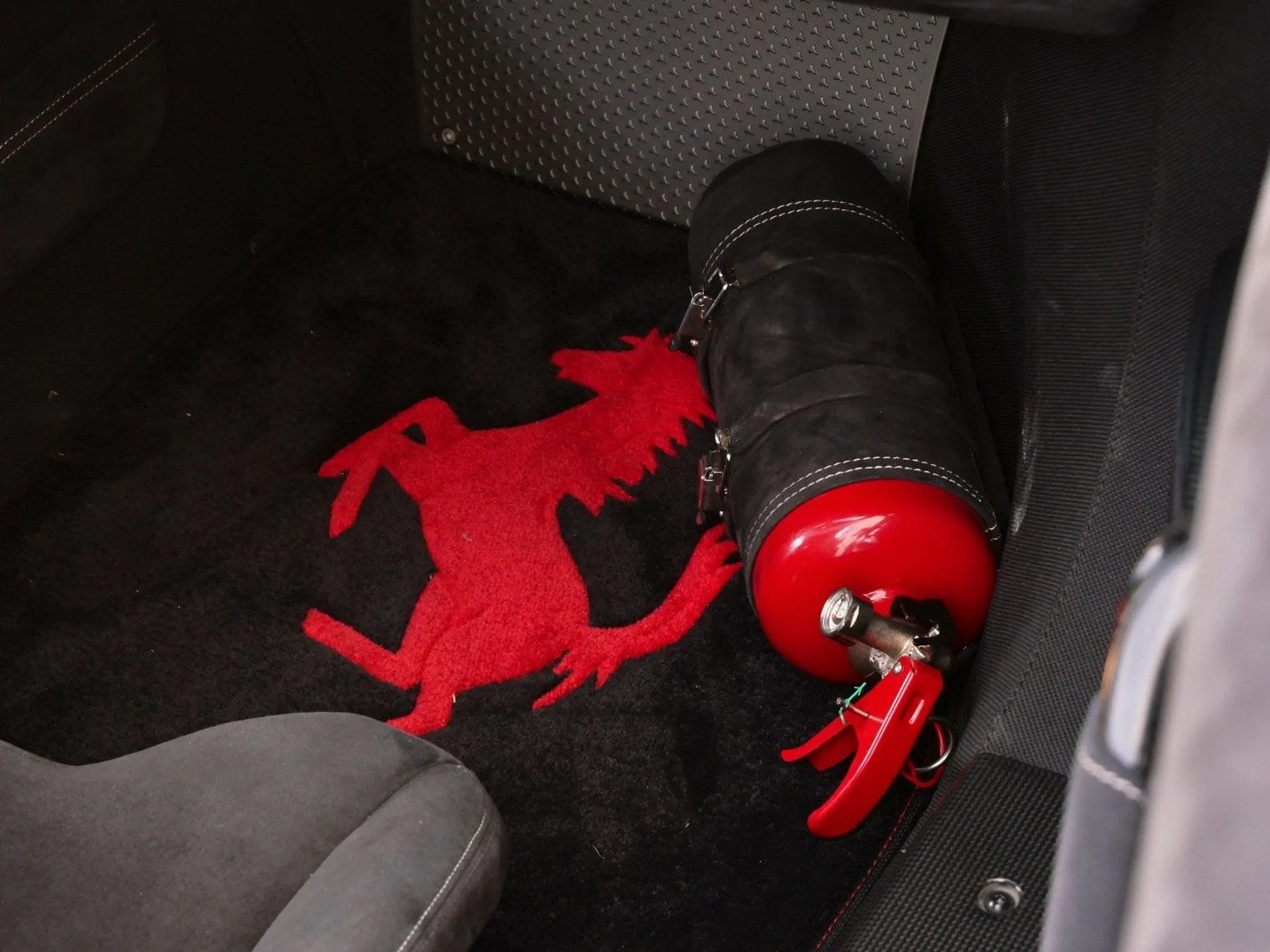 mph032_391195842_e96da950d7dfae84523085b261481996x_5b584beba0