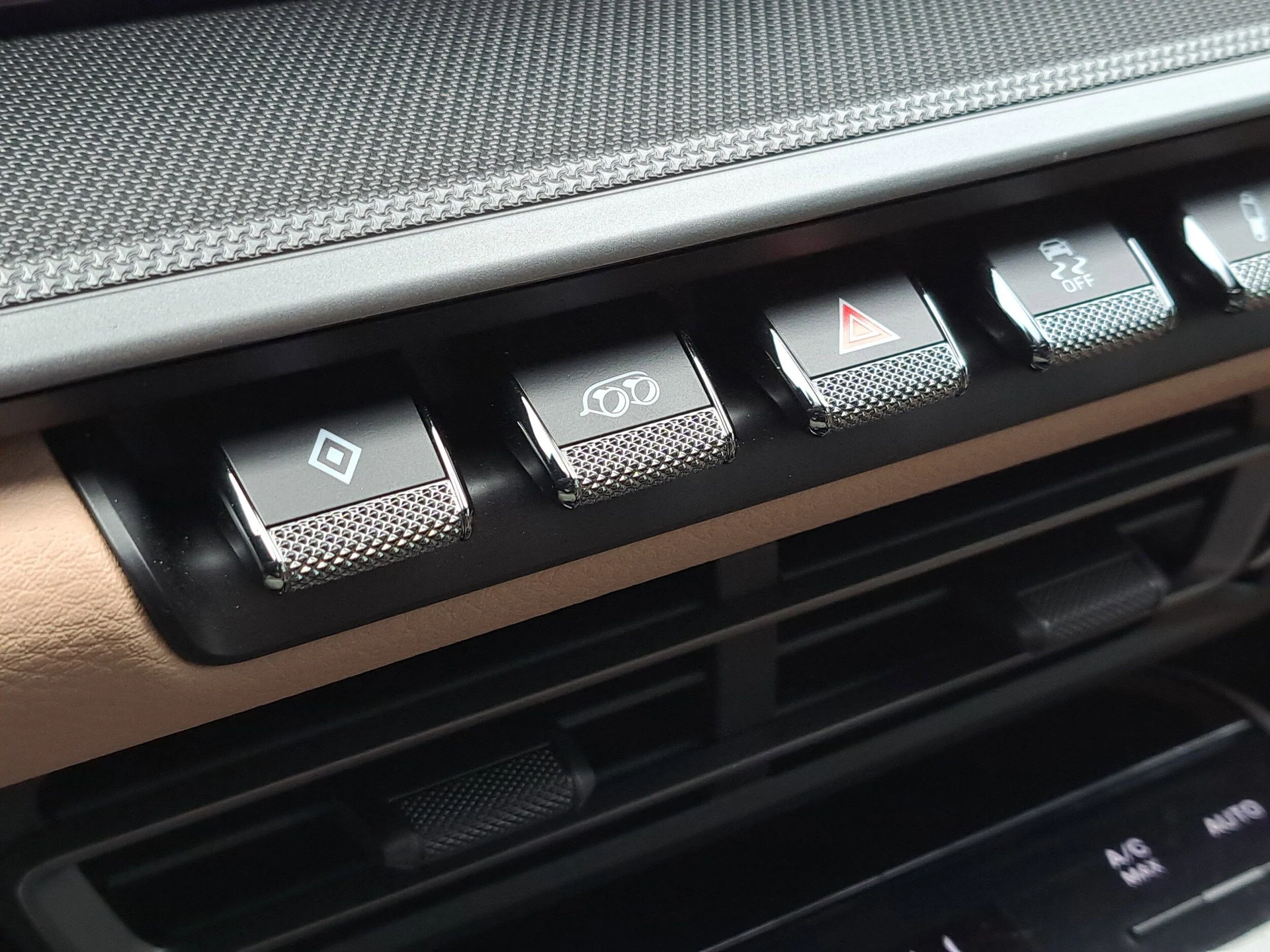 mph032_3930418178_4780220aa9d1108cacae7080b42b0613x_6b864ef8f7