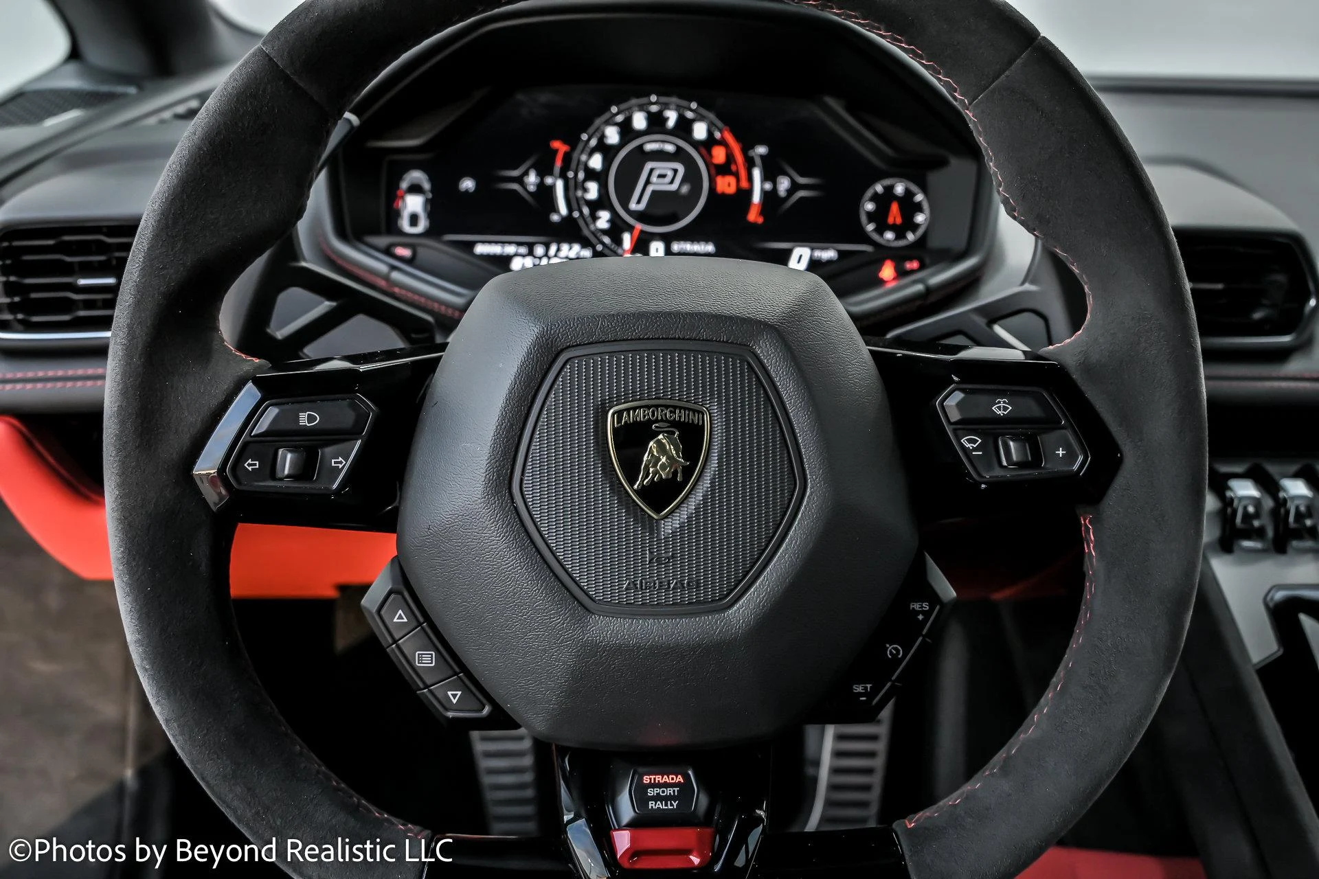 mph032_3932023632_Used_2023_Lamborghini_Huracan_Sterrato_Certified_1762420305_7f535174c8