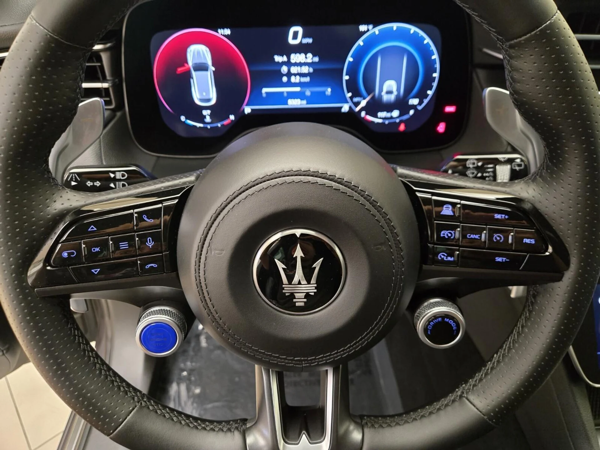 mph032_3947808793_Used_2024_Maserati_Grecale_GT_1753163776_16a939a474