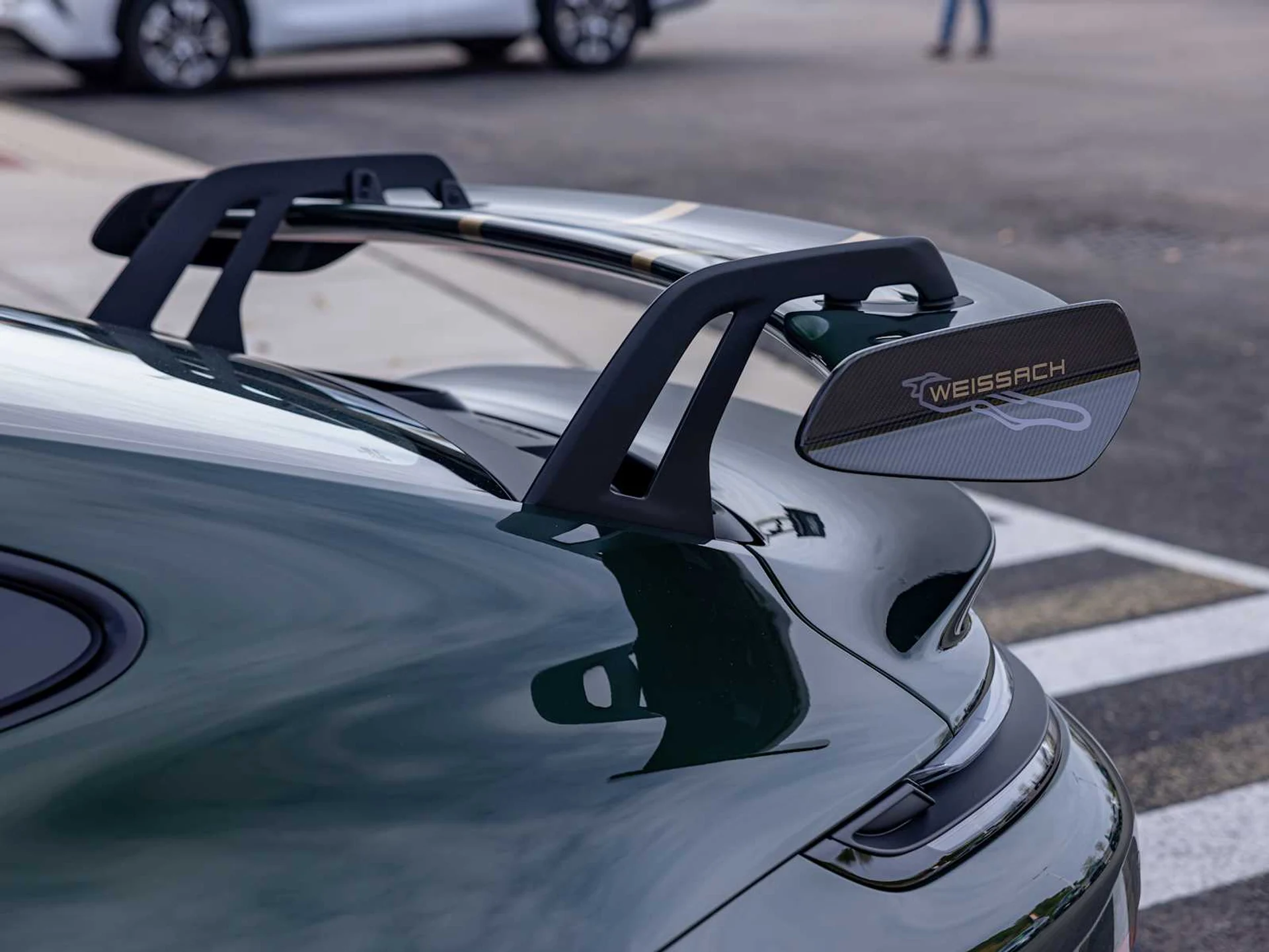 mph032_3950077413_f1623f04110e06aa0f6d1f8bbbba239cx_00830375f4