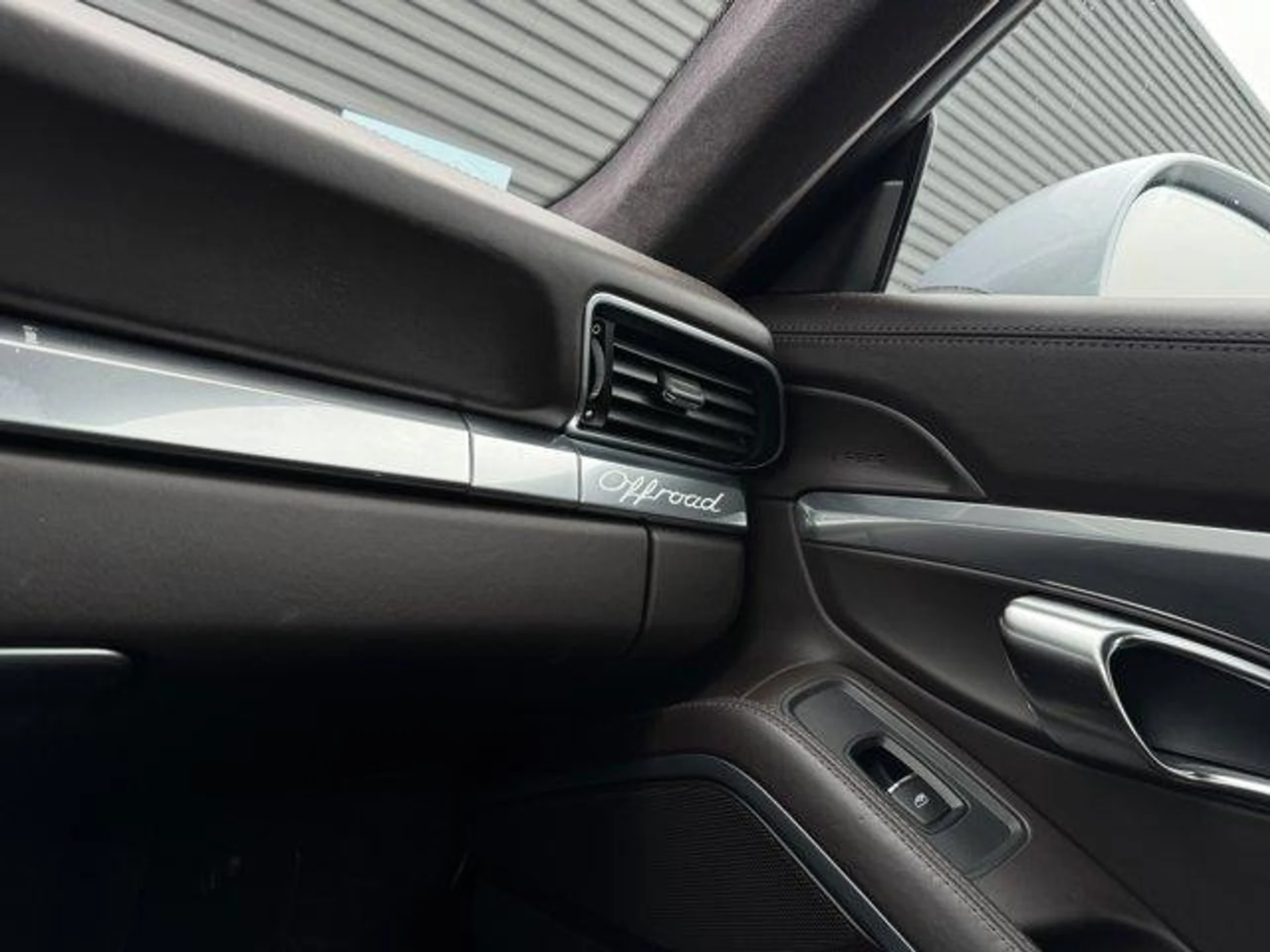 mph032_3953451480_6j_Om40vv_BWE_Hbr85lqv_Xr_ALRLUQ_0157cb51bc