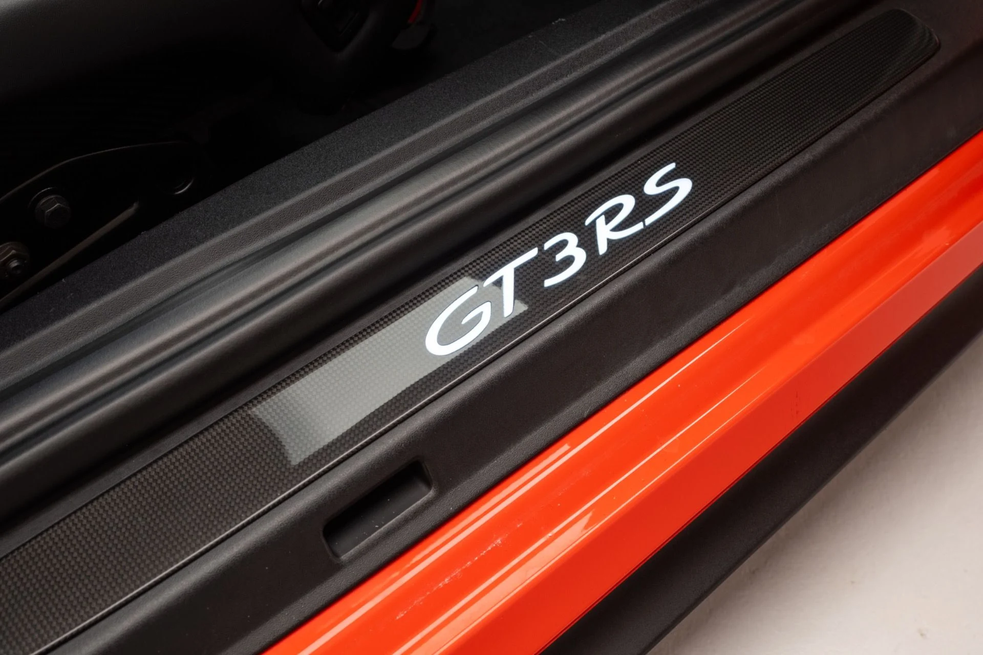 mph032_3954106030_Used_2016_Porsche_911_GT_3_RS_1790180387_f5a39f6103