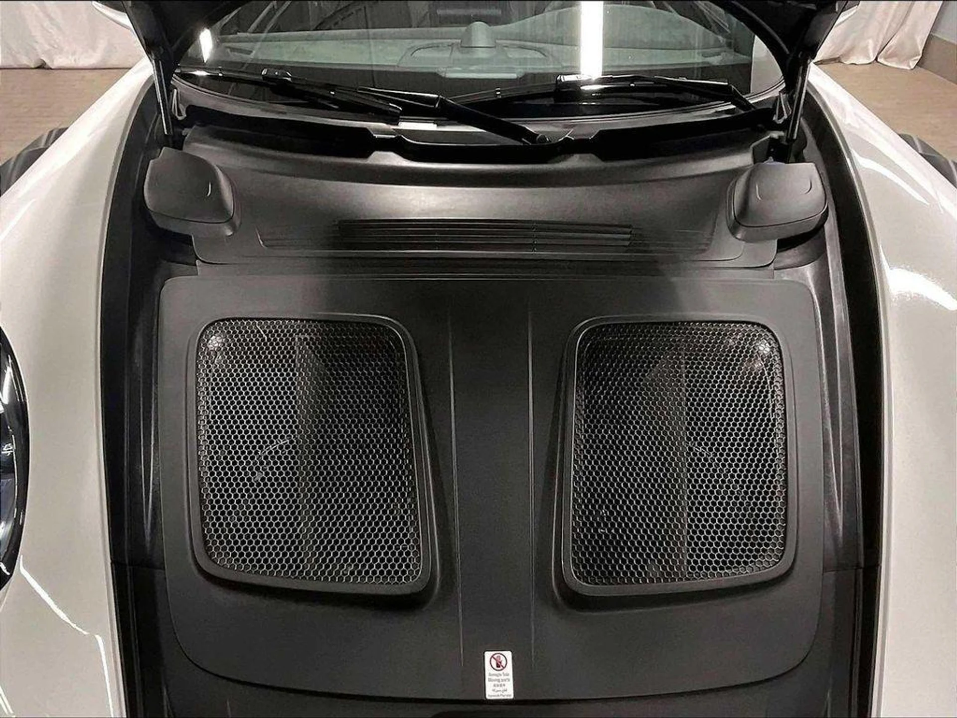 mph032_3956868783_y_BG_03b_M78i57_JW_Atcd_Q5lisr_Zfo_5c2e0ca147