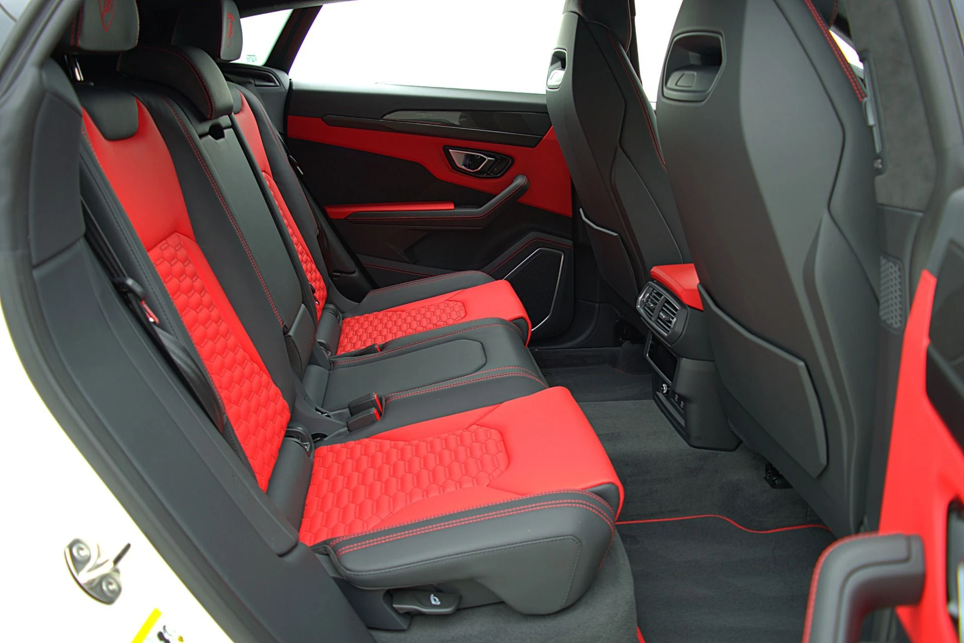 mph032_3957482364_Used_2022_Lamborghini_Urus_SELEZIONE_PRE_OWNED_CERTIFIED_8eb1b82d90