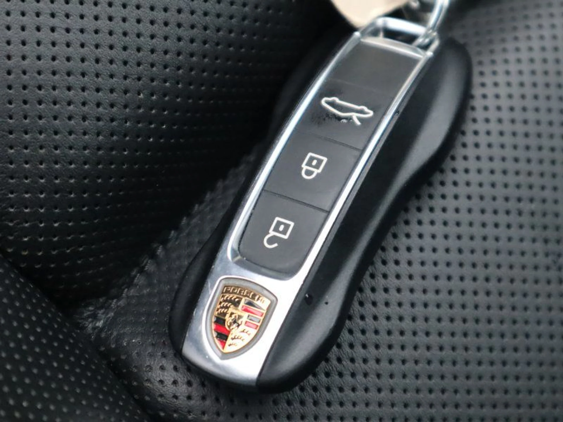 mph032_3959276044_37193162_02801_16bc24abf34d9ba7f6f22deb302dc8ee_ba48a35314