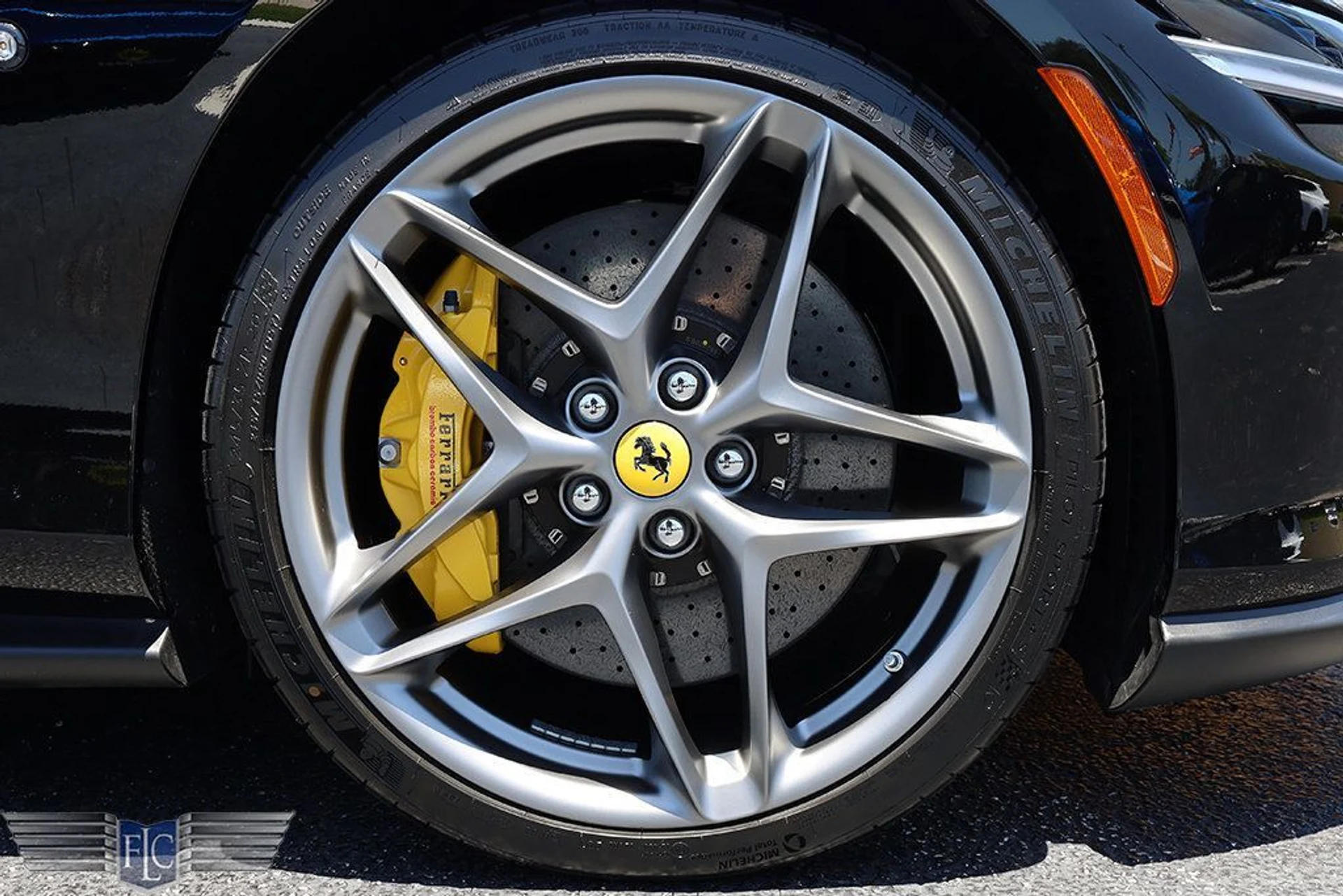 mph032_3965781900_used_2025_ferrari_roma_spider_convertible_6305_22870557_33_1024_5fe176eca1