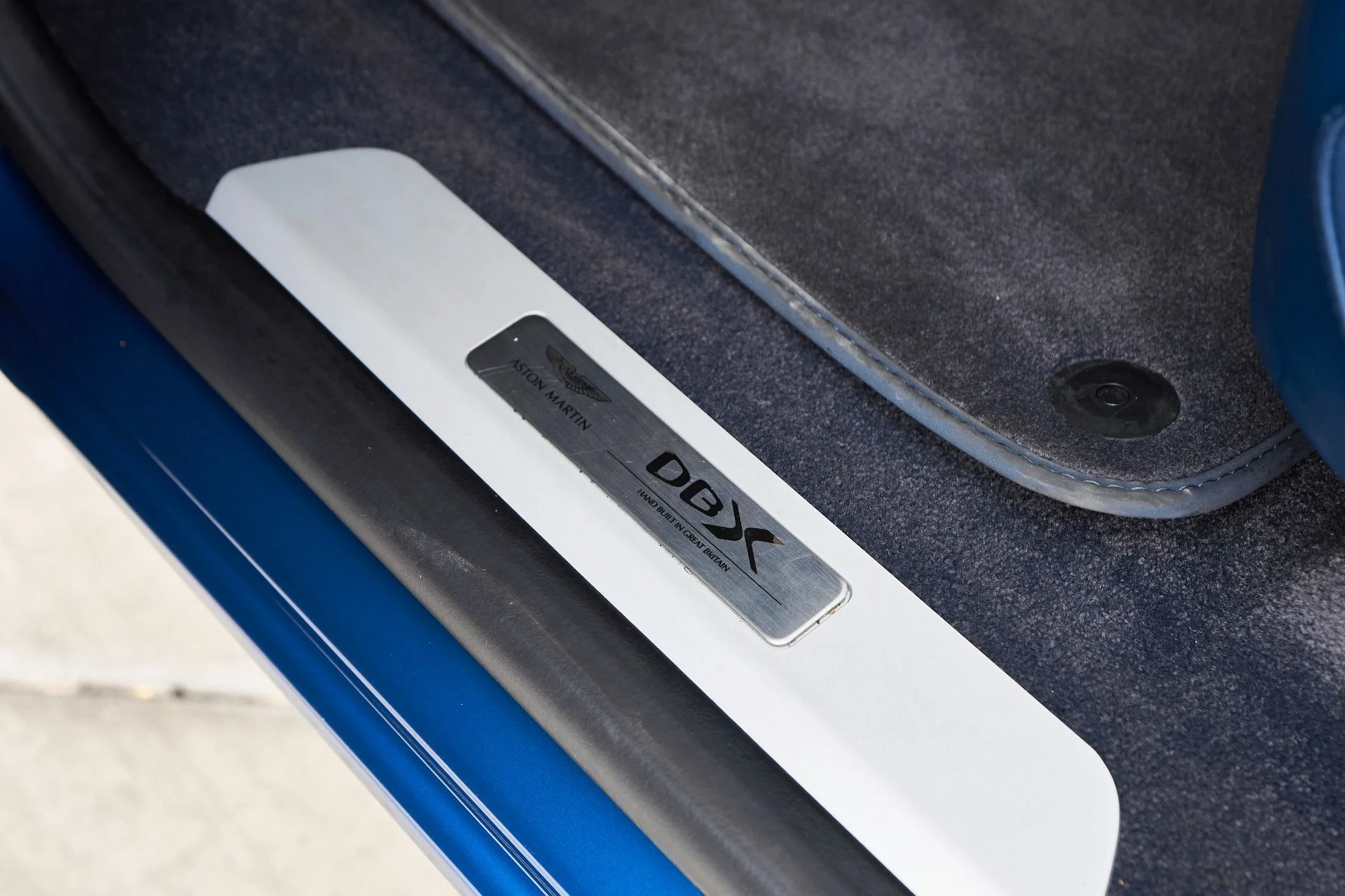 mph032_3965957617_Used_2023_Aston_Martin_DBX_707_1762900352_c36d3262c6