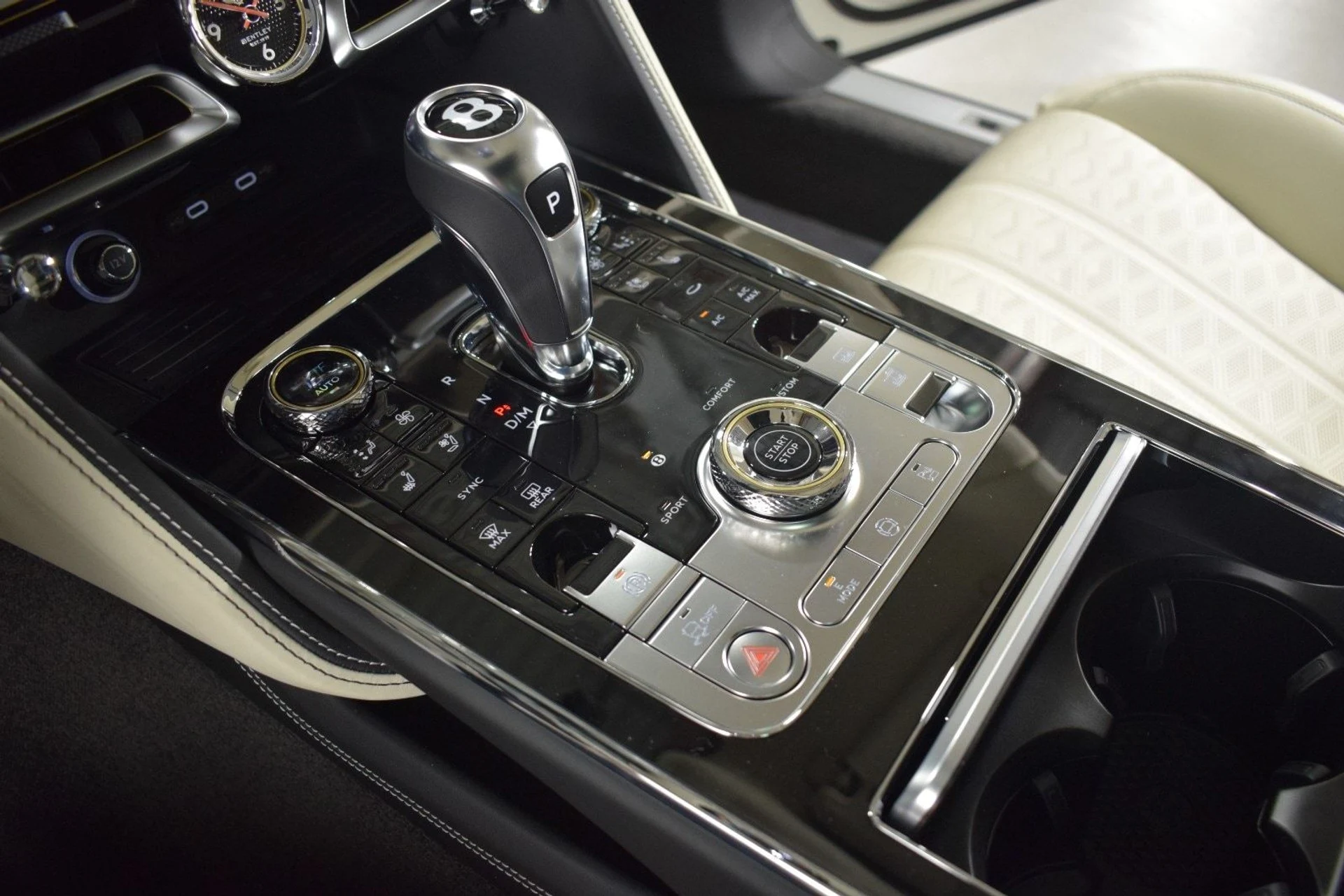 mph032_3979800226_2514f9d5269bc3d9ab289b66bb1dd616x_d1b89f5ba3