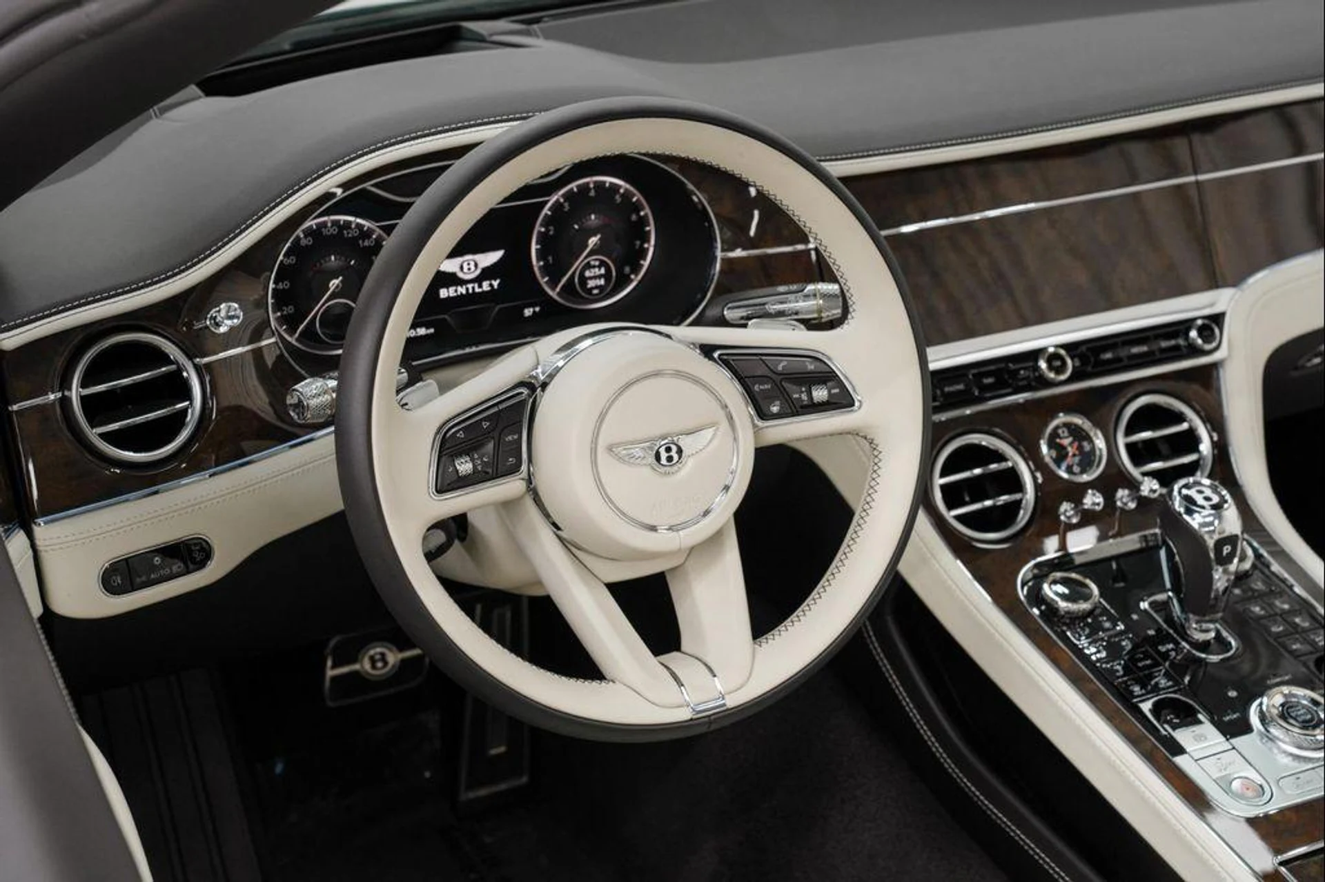 mph032_3980700760_b6isp_R4_T7s8uo_Jgqib1l_Qi_Mw_F_Nw_ca8193f66c