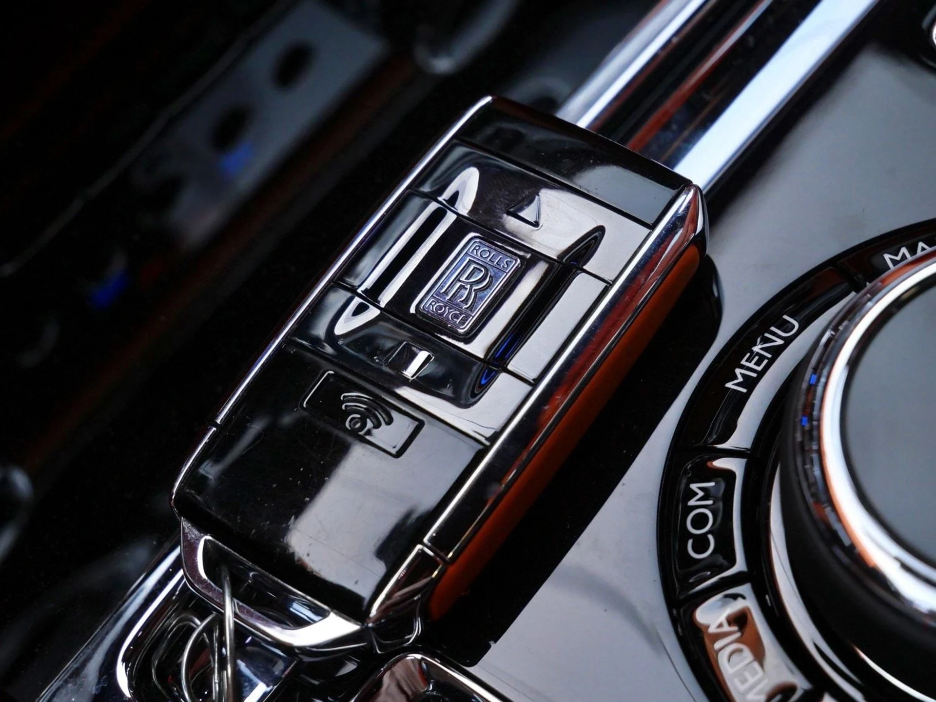 mph032_3998533835_da556119a284940ab837e01018507489x_b1a68d80ae