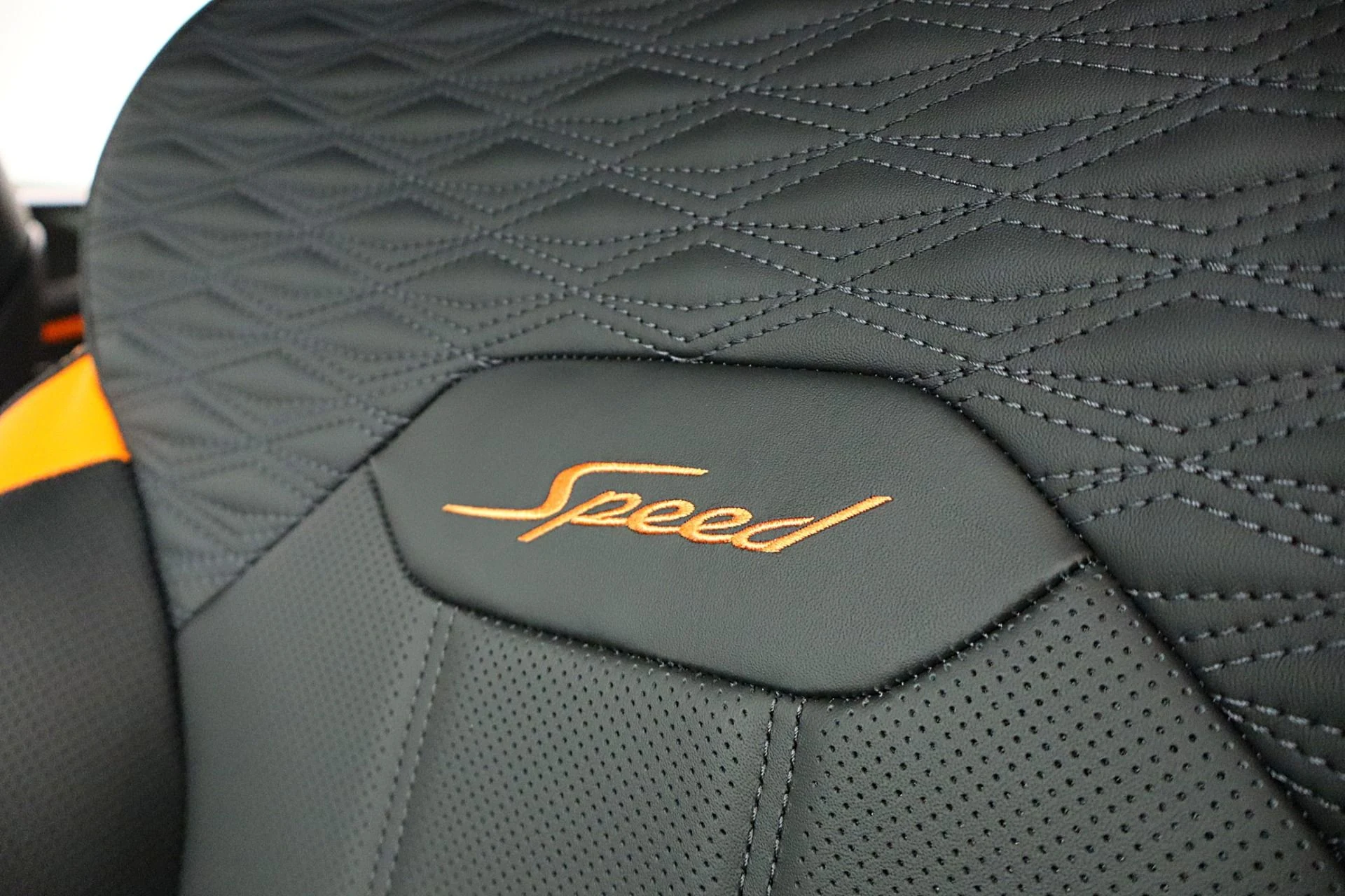 mph032_4008997738_New_2026_Bentley_Bentayga_Speed_06bb104f45