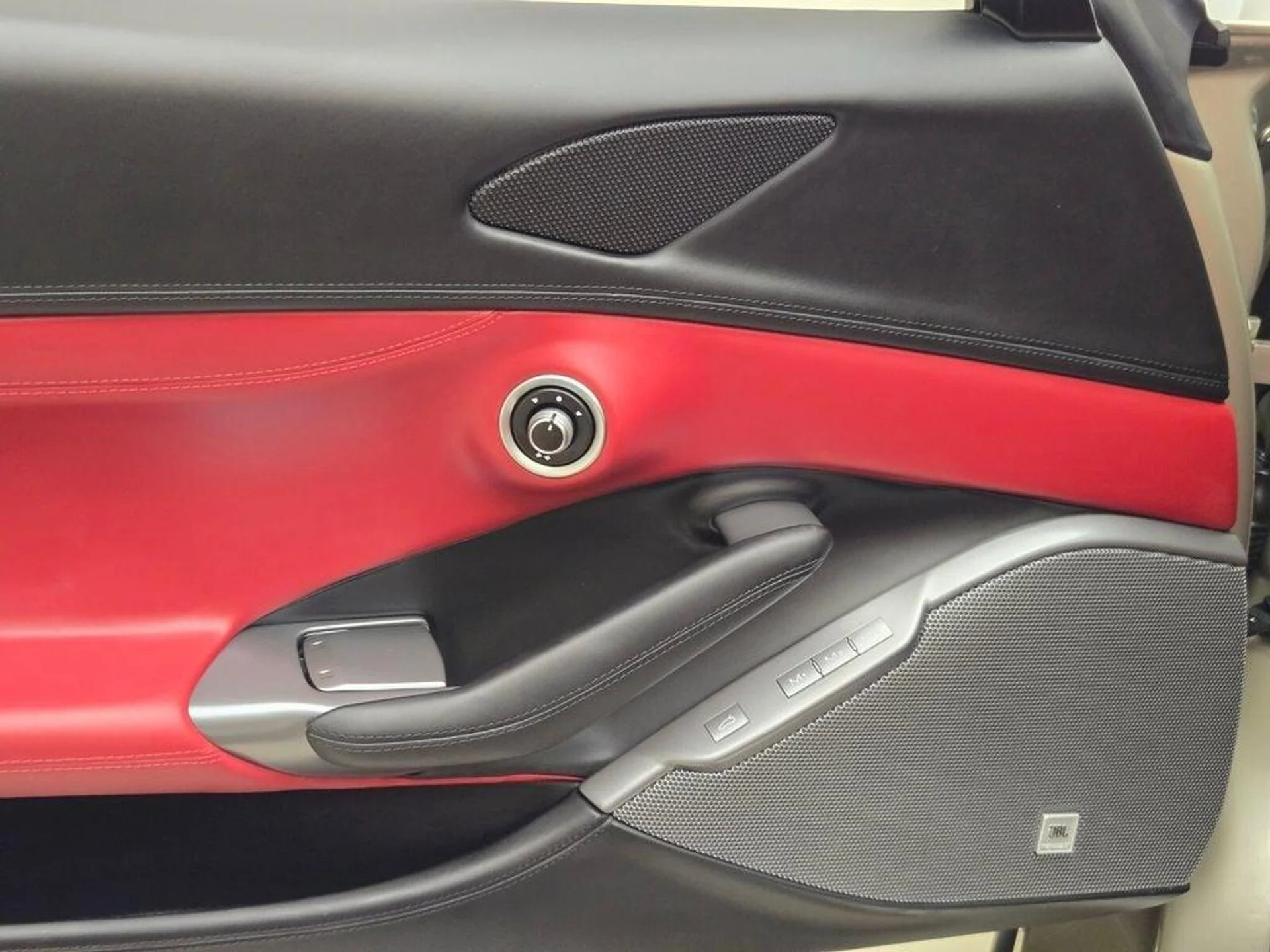 mph032_401451337_Used_2023_Ferrari_Portofino_M_1778593639_86f0cc5bda
