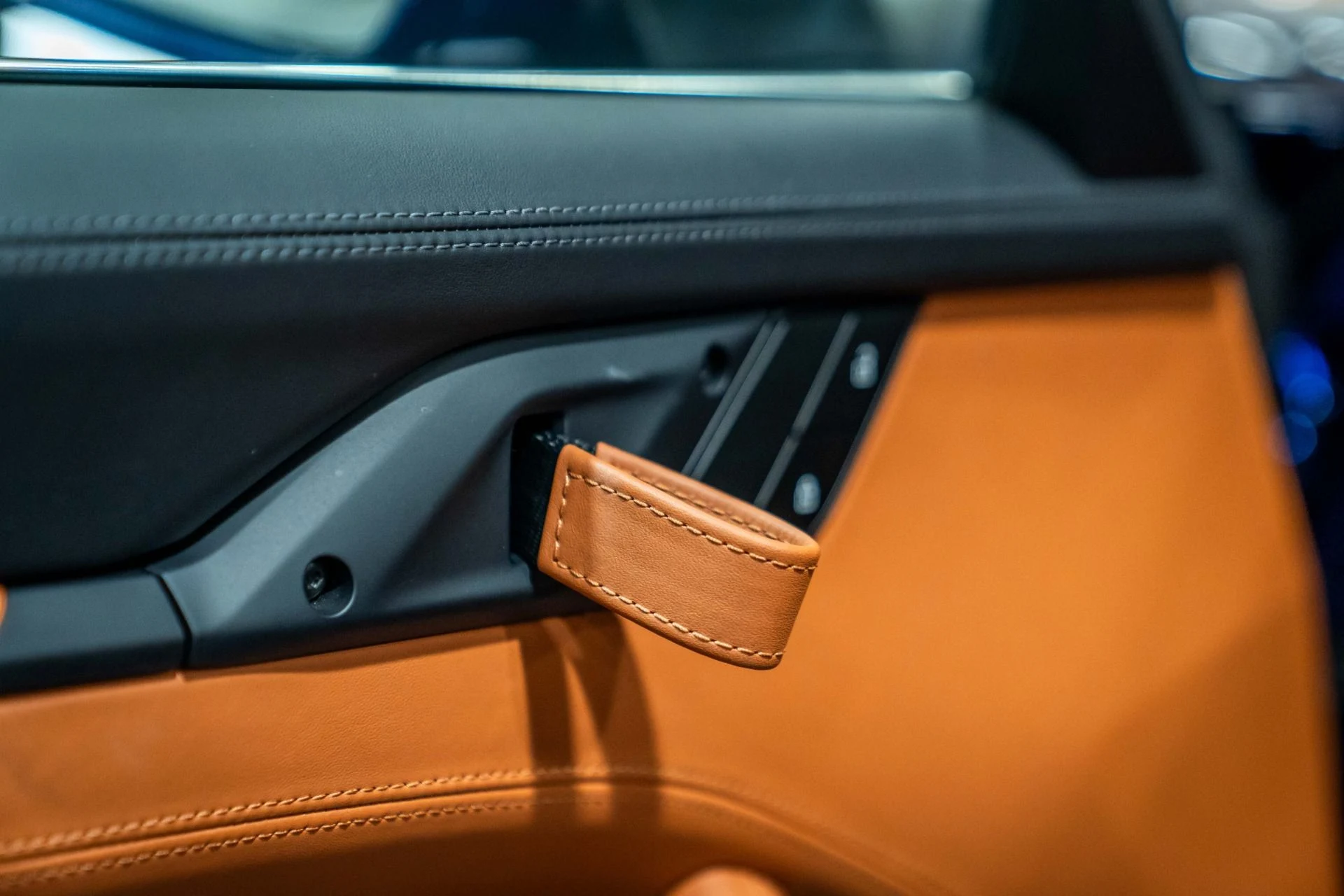 mph032_4019191350_Used_2024_Porsche_911_ST_5341963_1766128393_67a27c9cc0