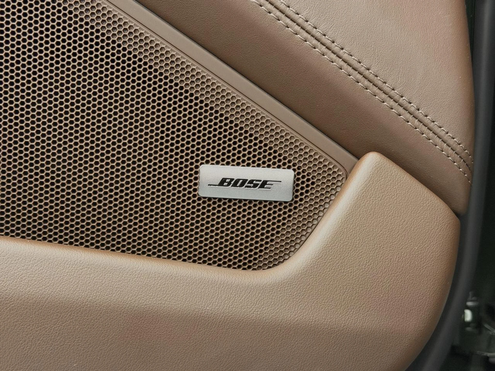 mph032_4020137830_d06f3642f001049aeba768c796915c76_ac30319668