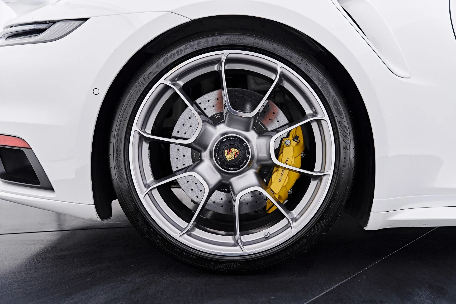 mph032_4022860763_Used_2025_Porsche_911_Turbo_S_1788486940_c0bc174eb1