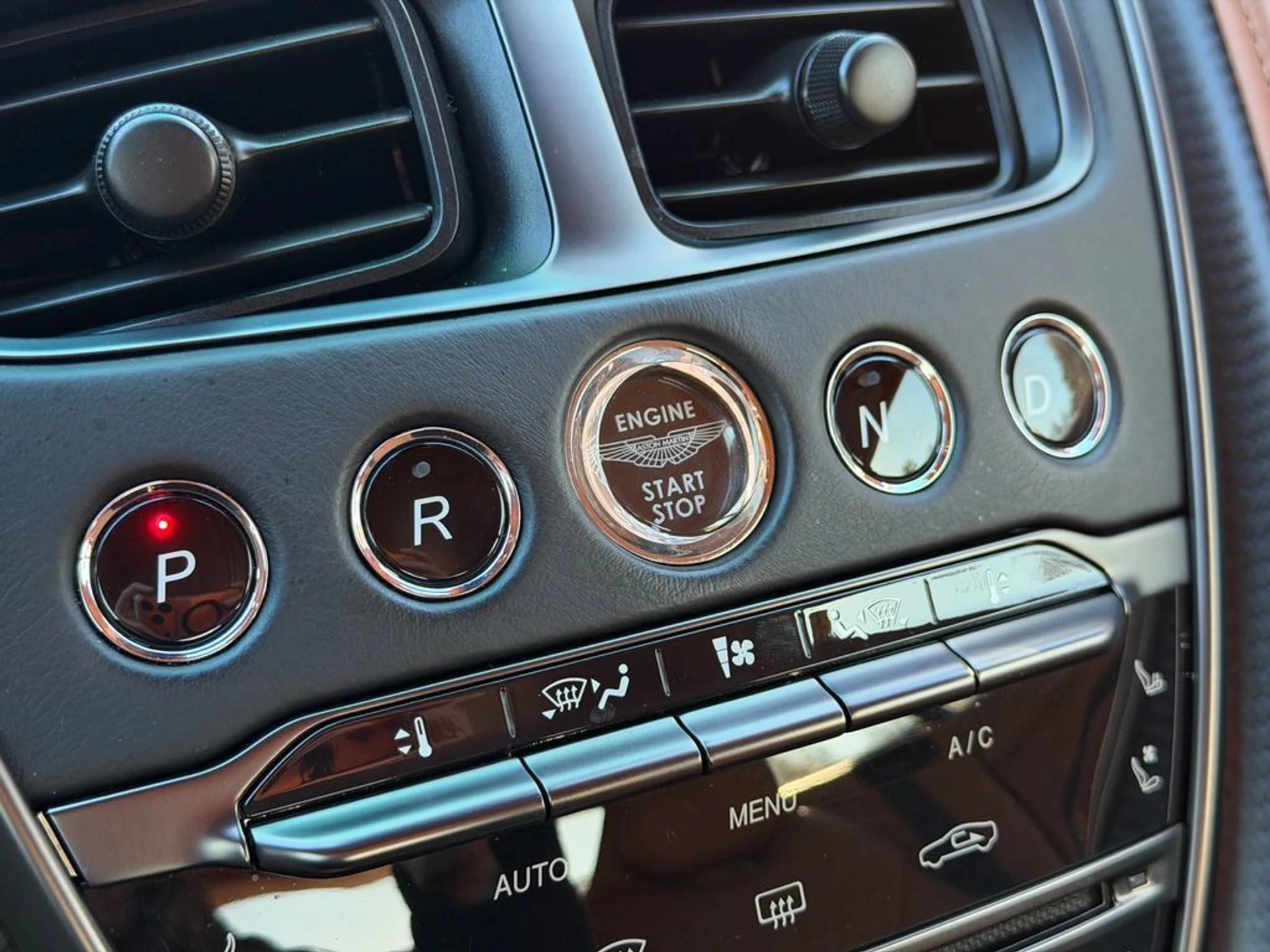 mph032_4033441663_0fa131055000409f8956f744f1167680_7afe224f4f