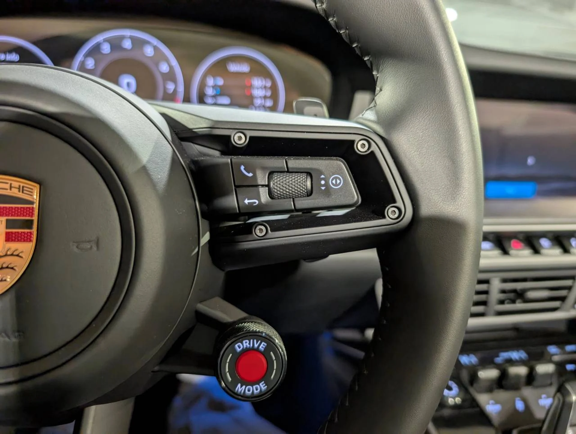 mph032_4035933194_f9f6706b03f6325c0898e4f943240a53x_a0365b0bca