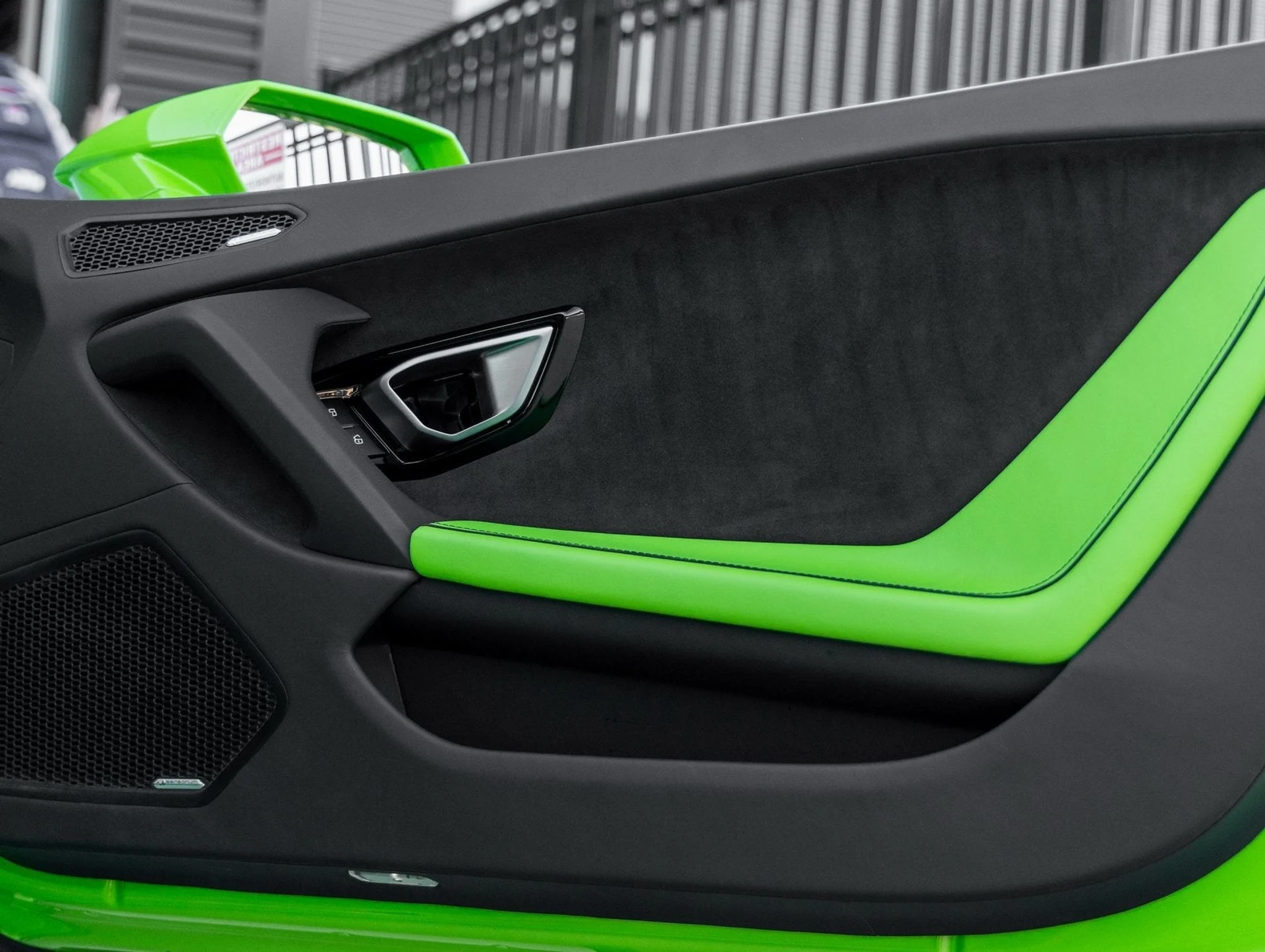 mph032_404348700_33_f9aea2dd39