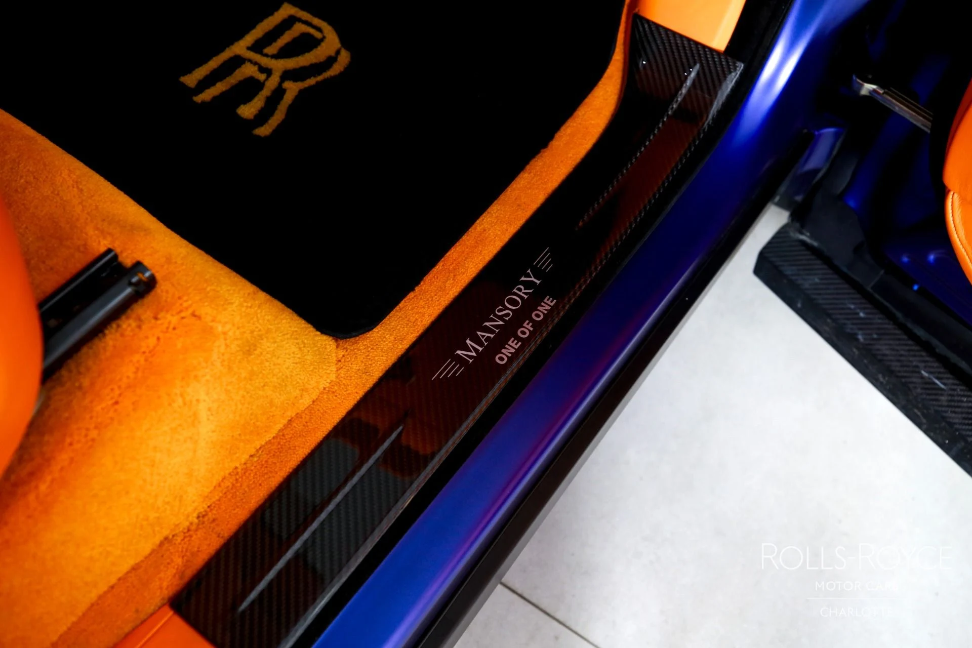 mph032_4046209565_Used_2019_Rolls_Royce_Cullinan_Mansory_1771362670_60b44f050d