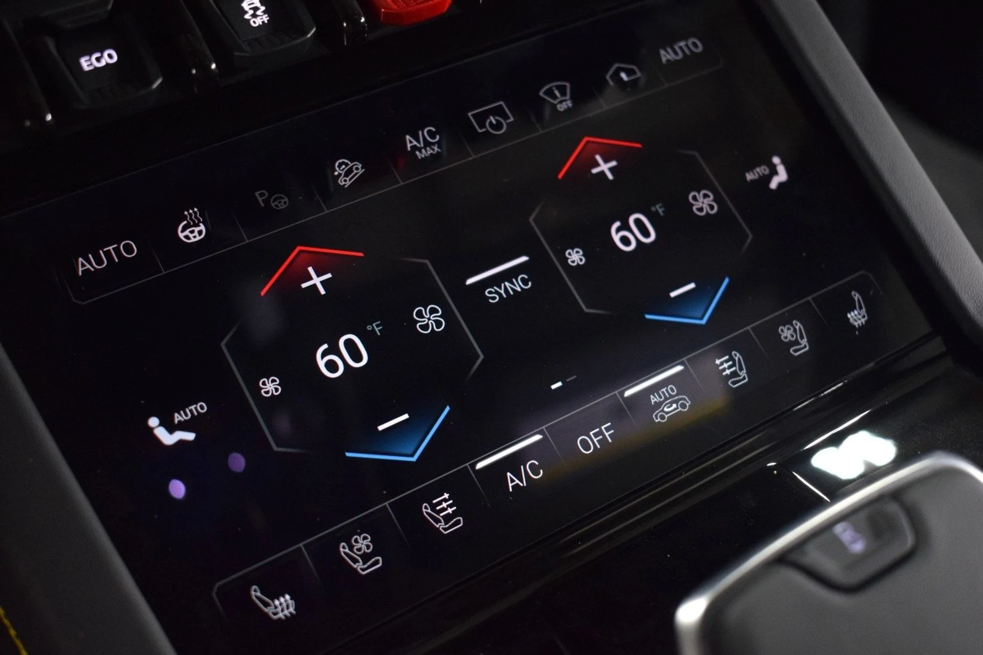 mph032_4048134994_650b0d588f898c9f16847a689c316c55x_74e13ba807