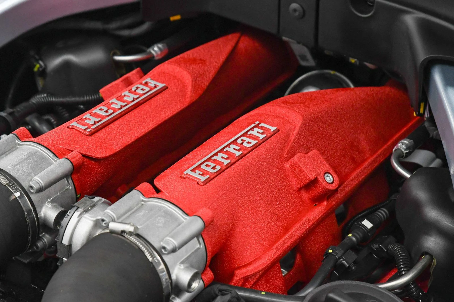mph032_4052808993_Used_2023_Ferrari_Portofino_M_1740215132_20ee00a328