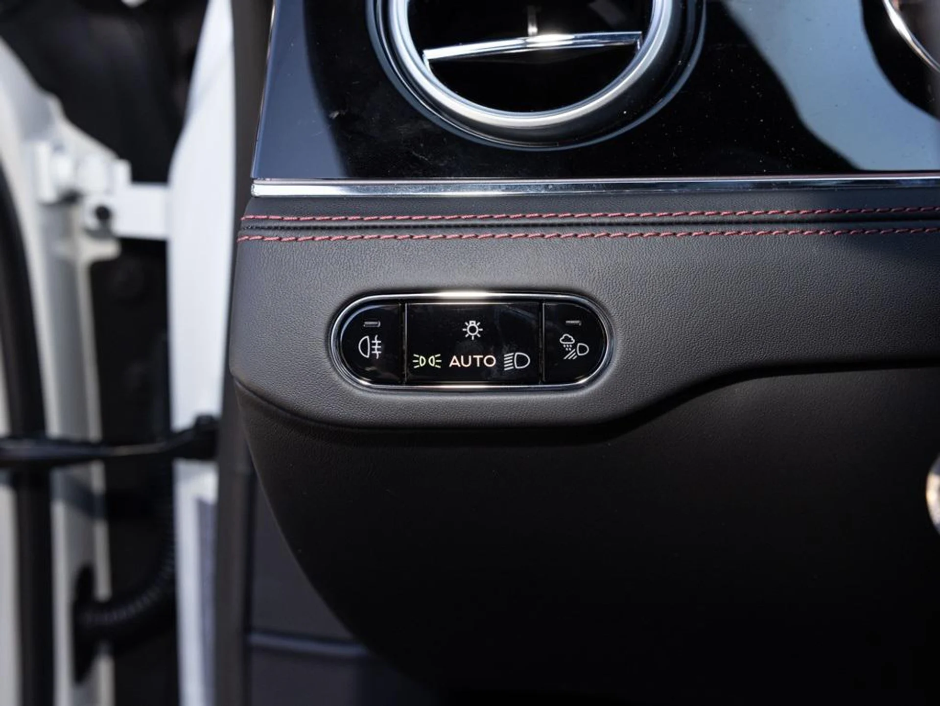 mph032_4063774030_489450284_696fa261247726b502ba2714_c85fba033d