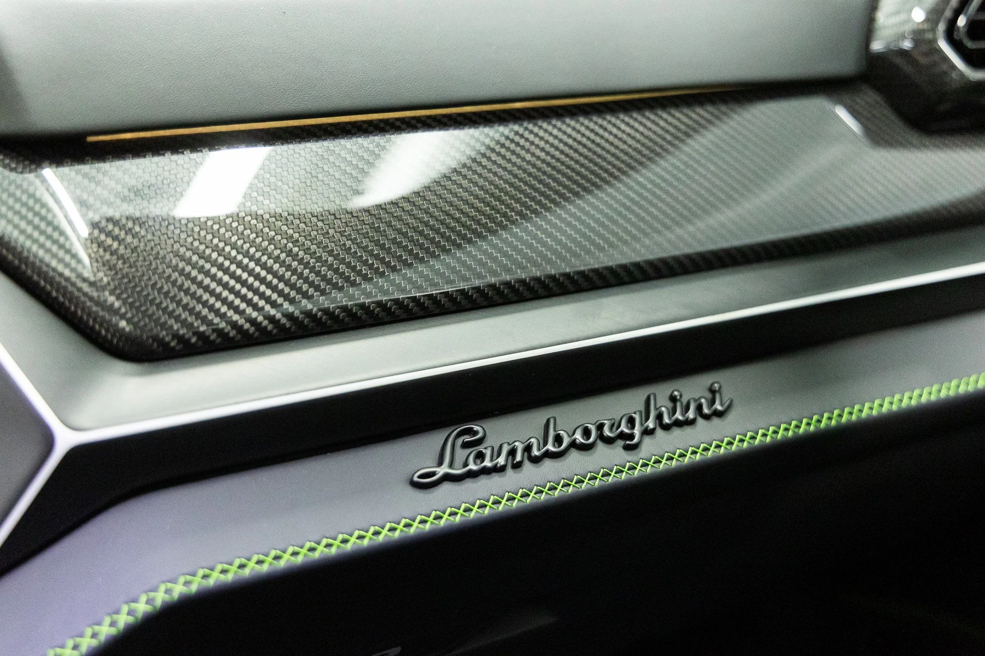 mph032_4080269739_9a00780d019f9386c88a71009b4c5df8x_98ef498367