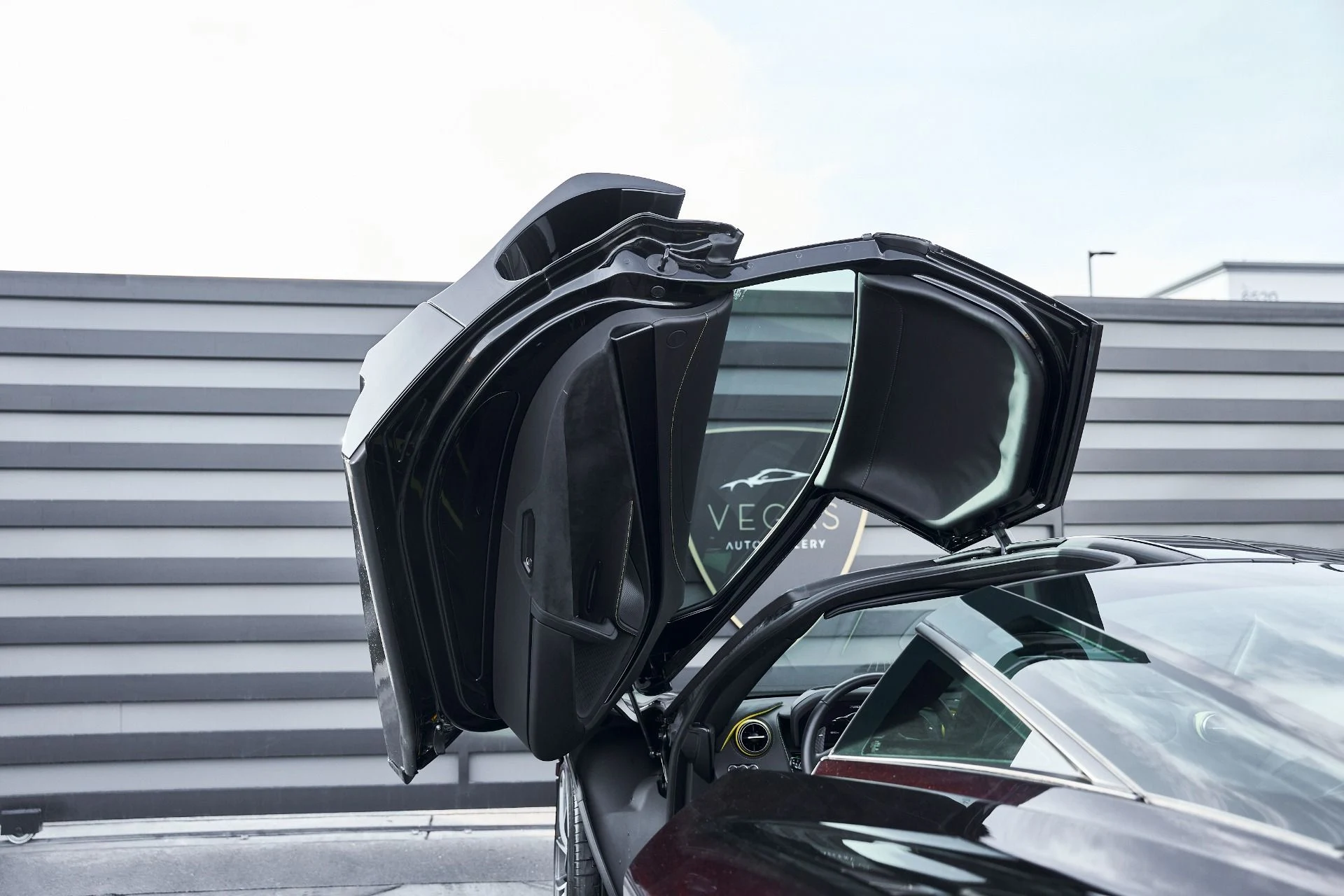 mph032_40858765_Used_2021_Mc_Laren_720_S_1767401841_b1a12969a5