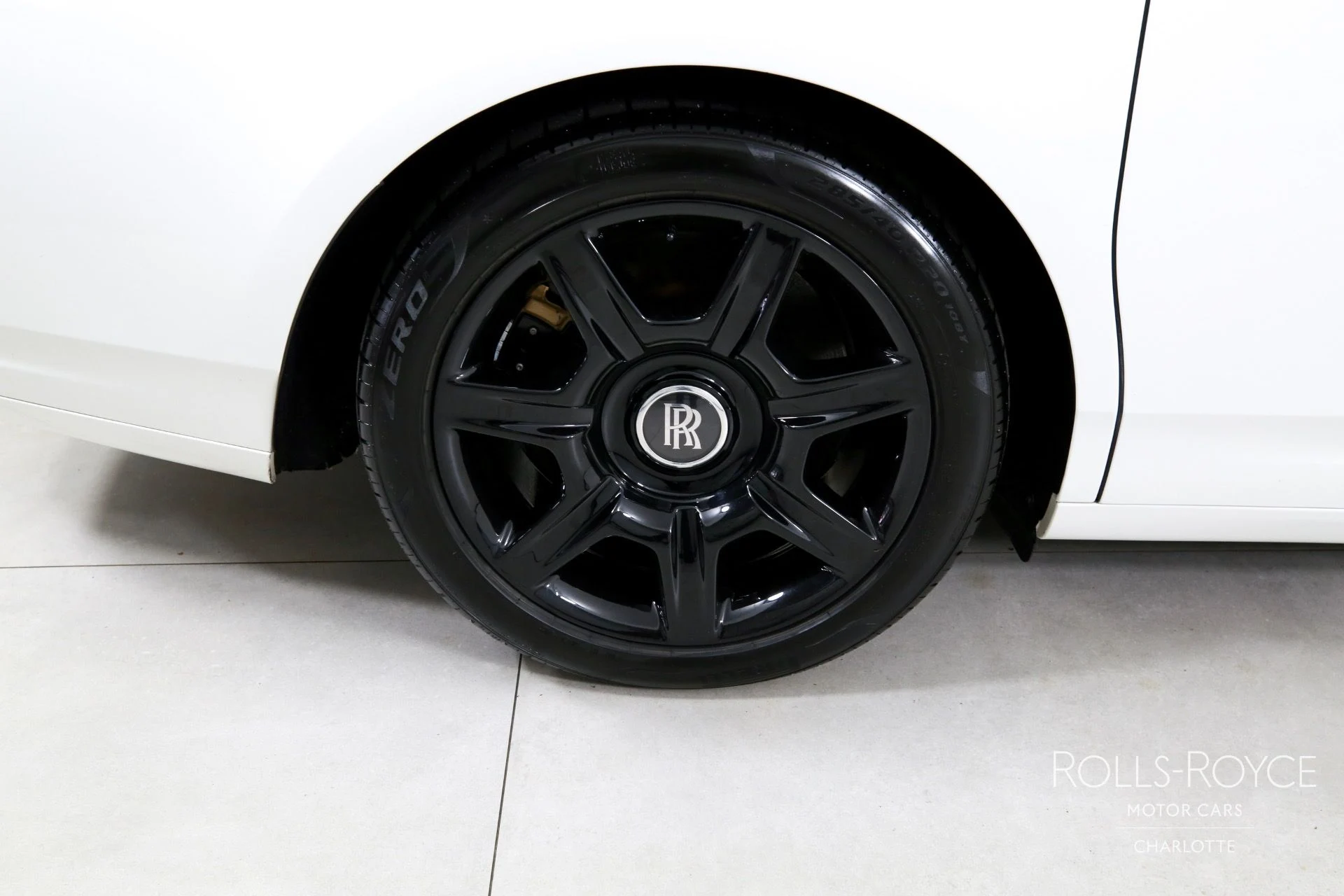 mph032_4088029560_Used_2014_Rolls_Royce_Ghost_1757714696_5ee1c64496
