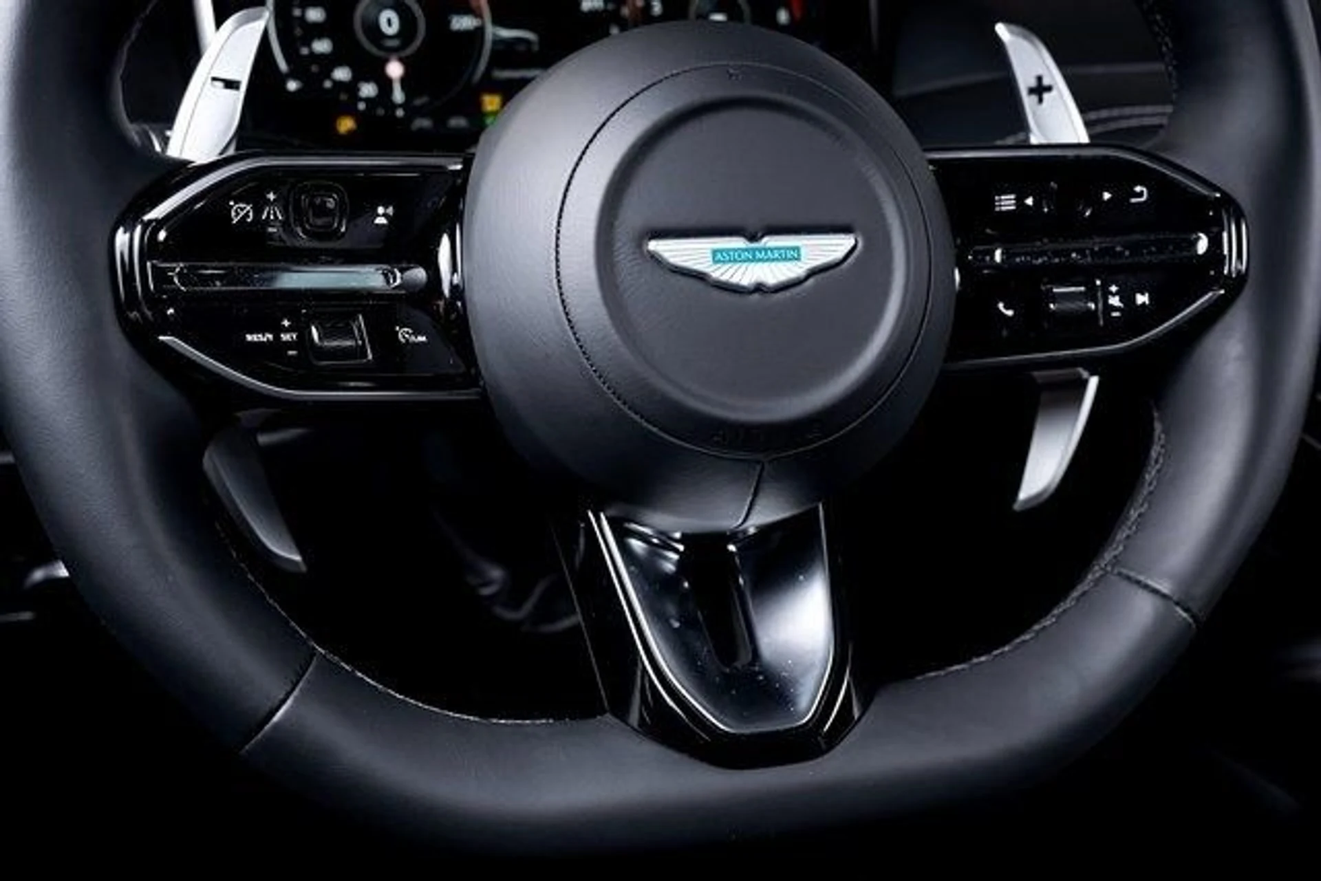 mph032_4103486226_1908f740c32f0931ad64cc98902e6252x_215af76e31