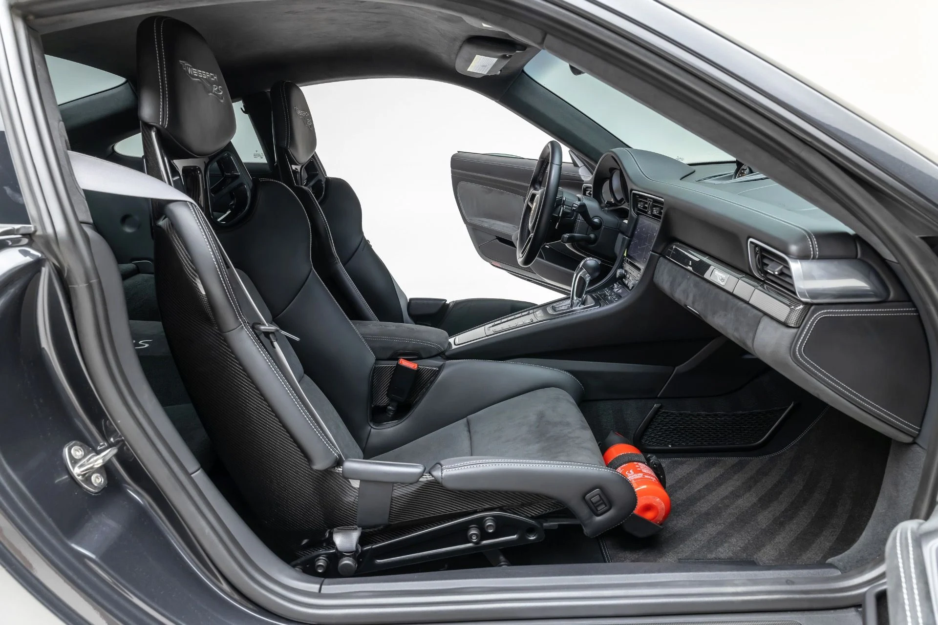 mph032_4113085954_11865_p33_l_77a7ba58f1