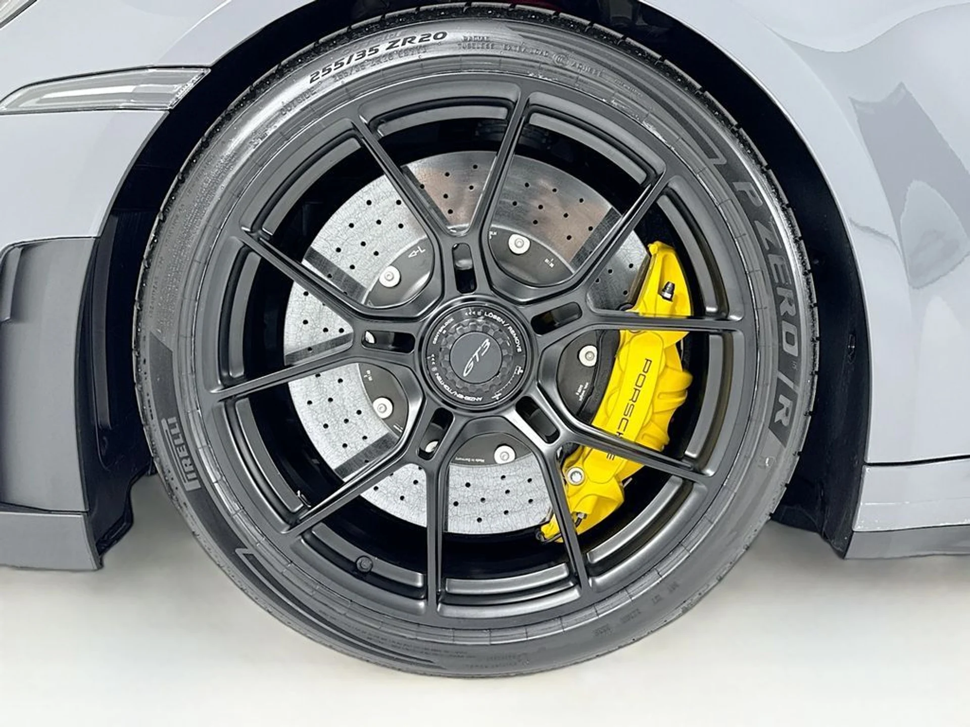 mph032_4114461286_b7eec29f58b11c37f0032f203612ad10x_92a43733dd