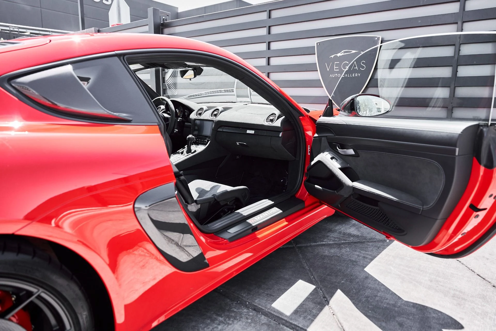 mph032_4139678617_Used_2023_Porsche_718_Cayman_GT_4_RS_1776476756_391a7e9c34