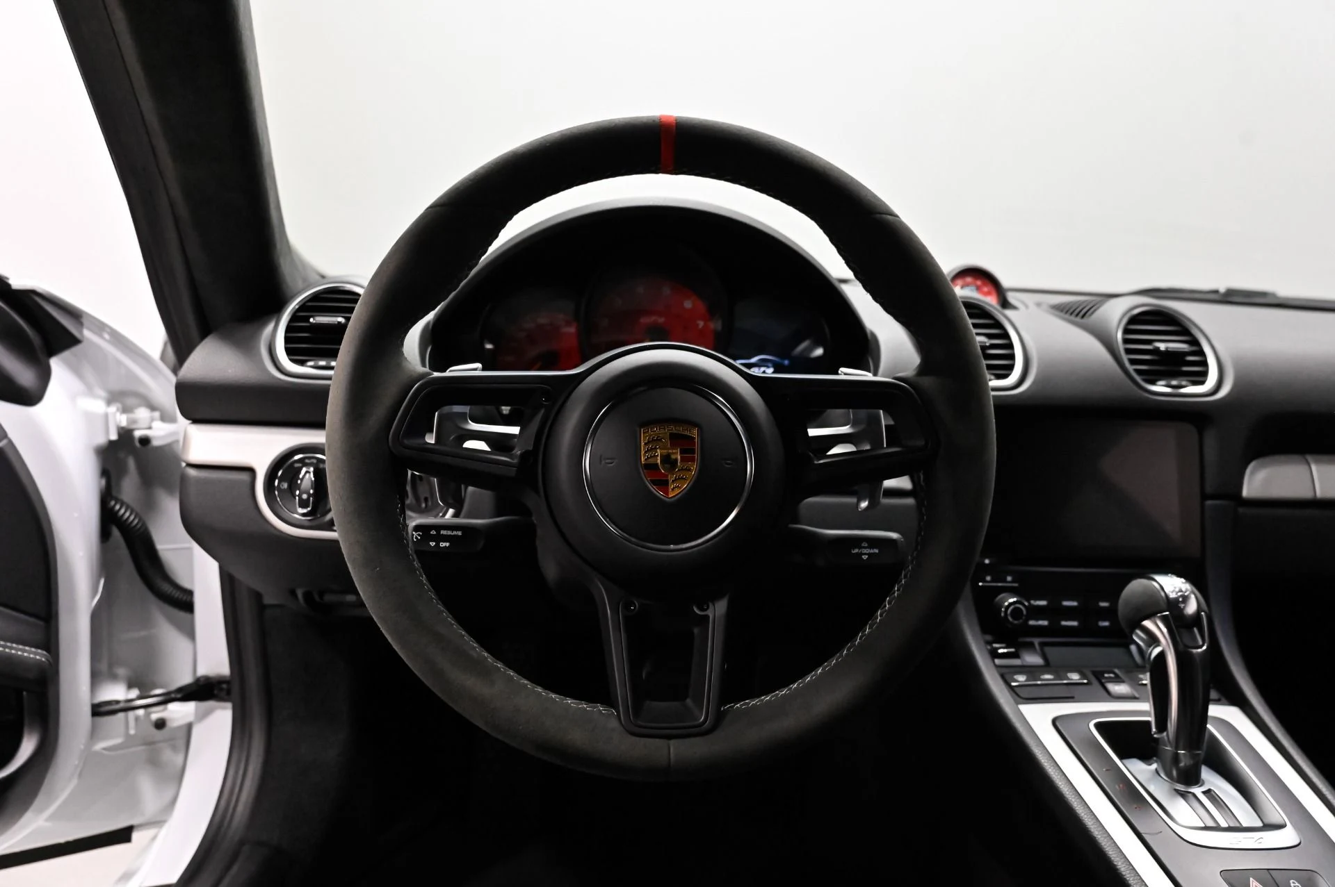 mph032_4144965294_Used_2022_Porsche_718_Cayman_GT_4_1793042587_dd437ffbe1