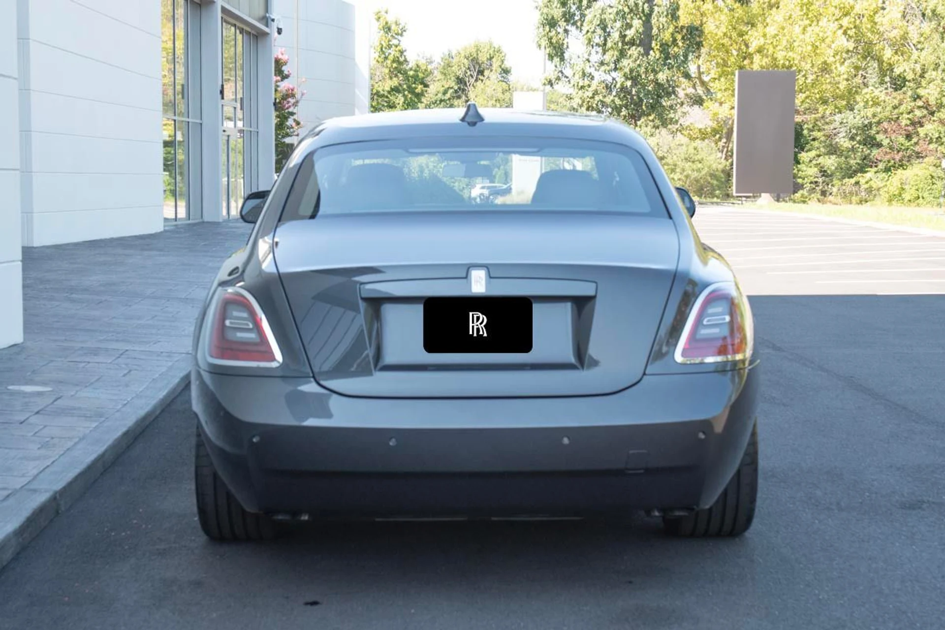 mph032_4144996323_Used_2024_Rolls_Royce_Ghost_1733915394_460667b781