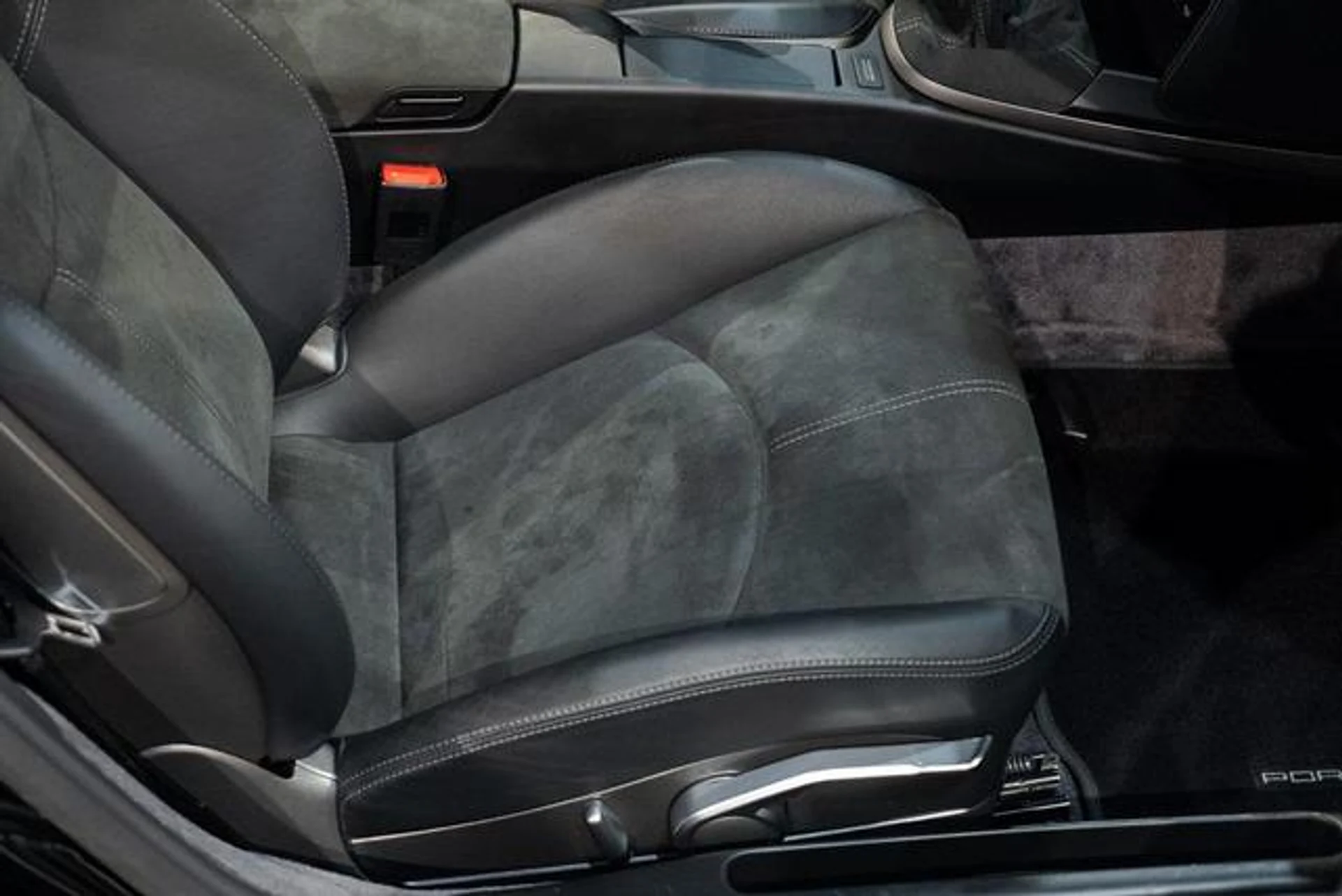 mph032_4152934332_Rv_UQF_8vd3uv_FZ_t_MU_Re_f_I_Elusg_dca6ac3a21