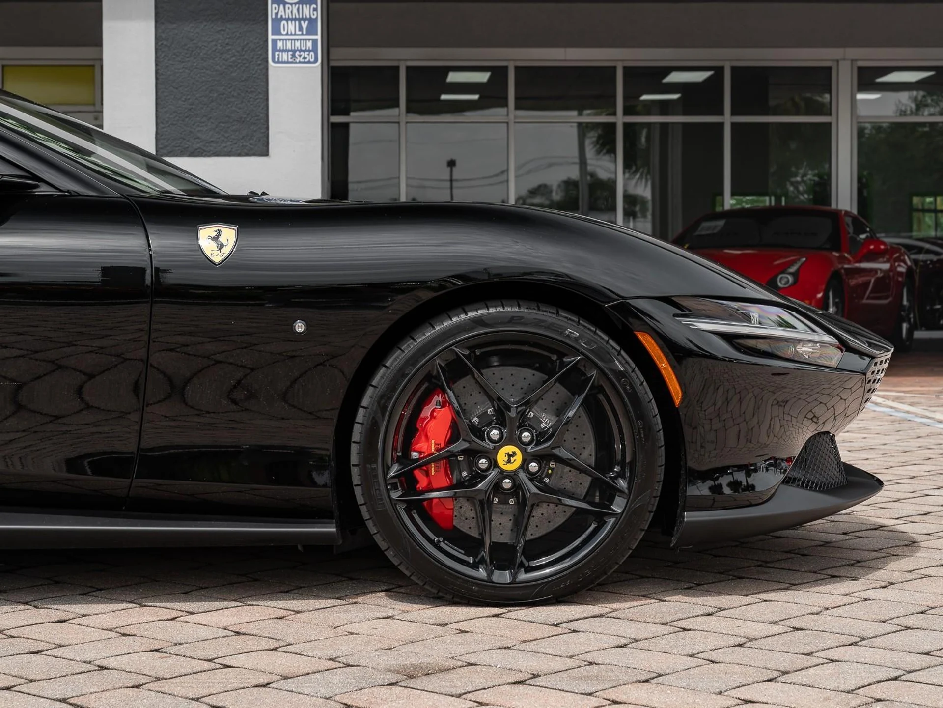 mph032_4158000954_Used_2025_Ferrari_Roma_Spider_1757020226_3034197033