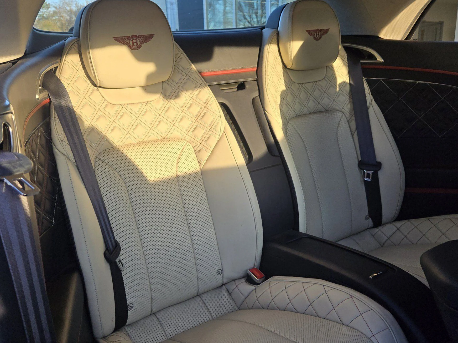 mph032_4159611774_dbea3bd6d46334fe85bfa4f795bbf547x_fce273d590