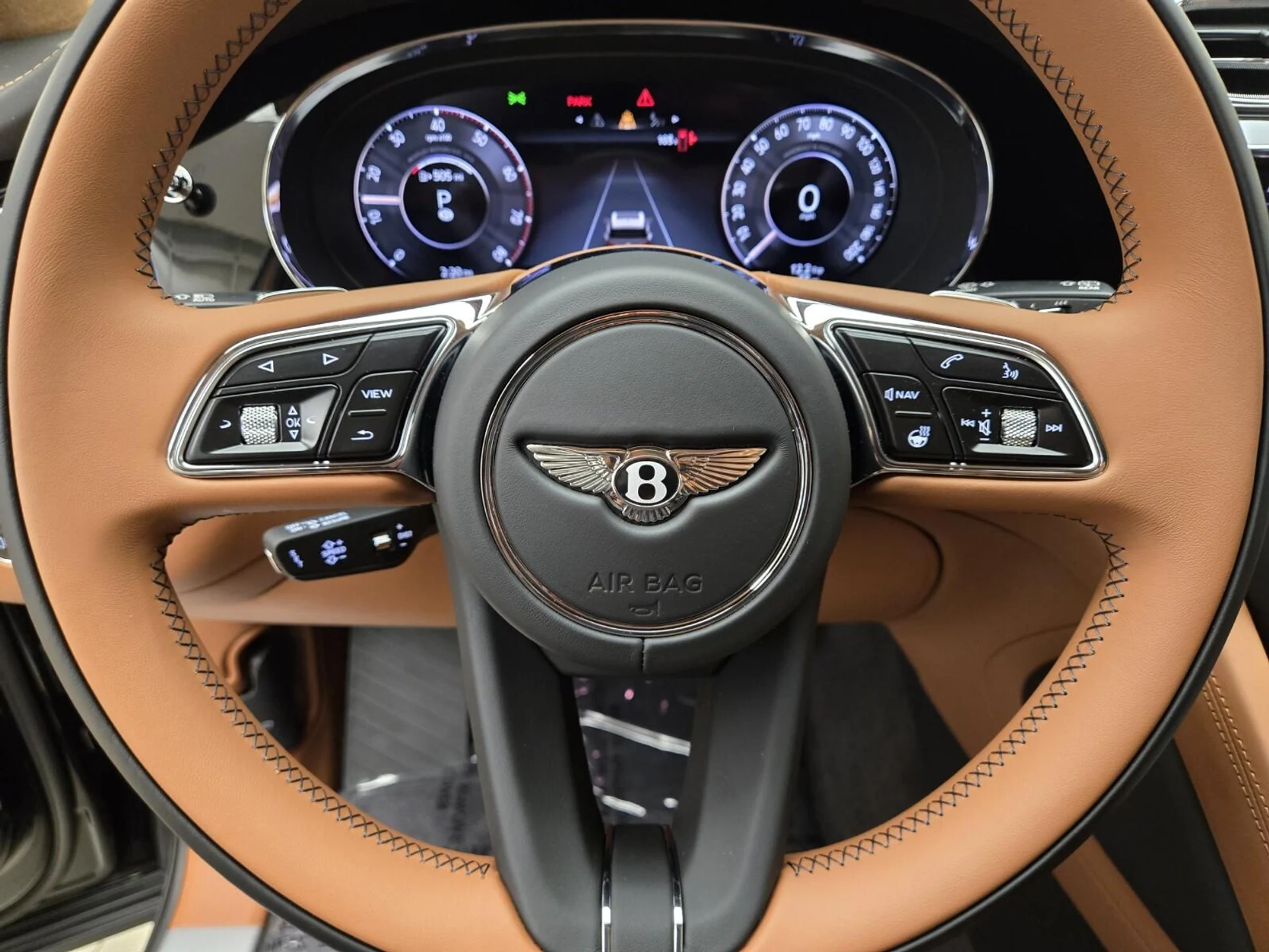 mph032_4174846239_Used_2024_Bentley_Bentayga_V8_1743763221_9cf6074685