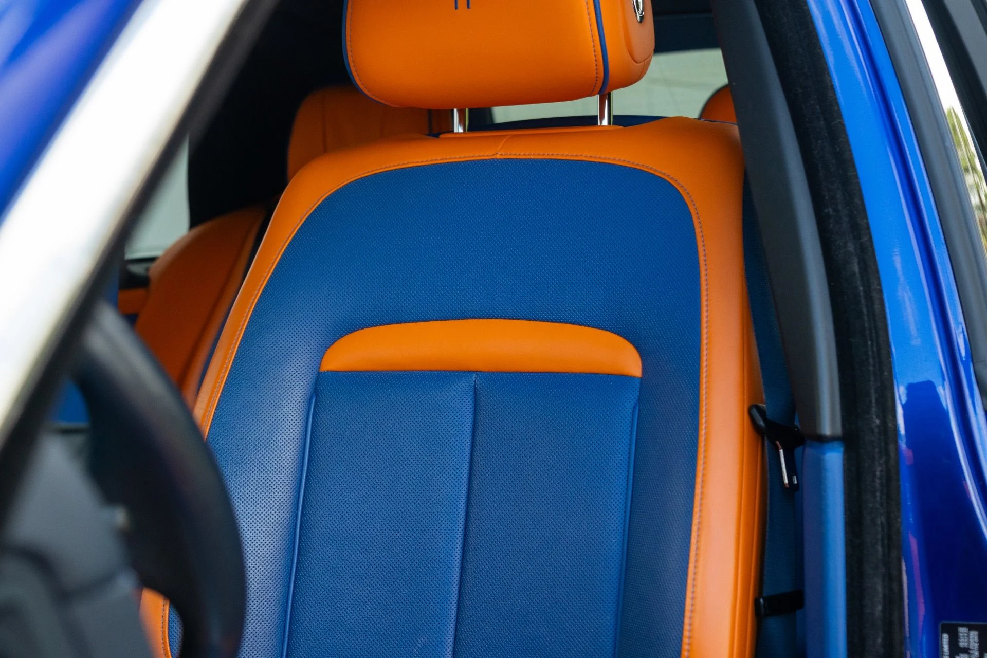 mph032_4180010666_Used_2019_Rolls_Royce_Cullinan_1764189669_762542e65e