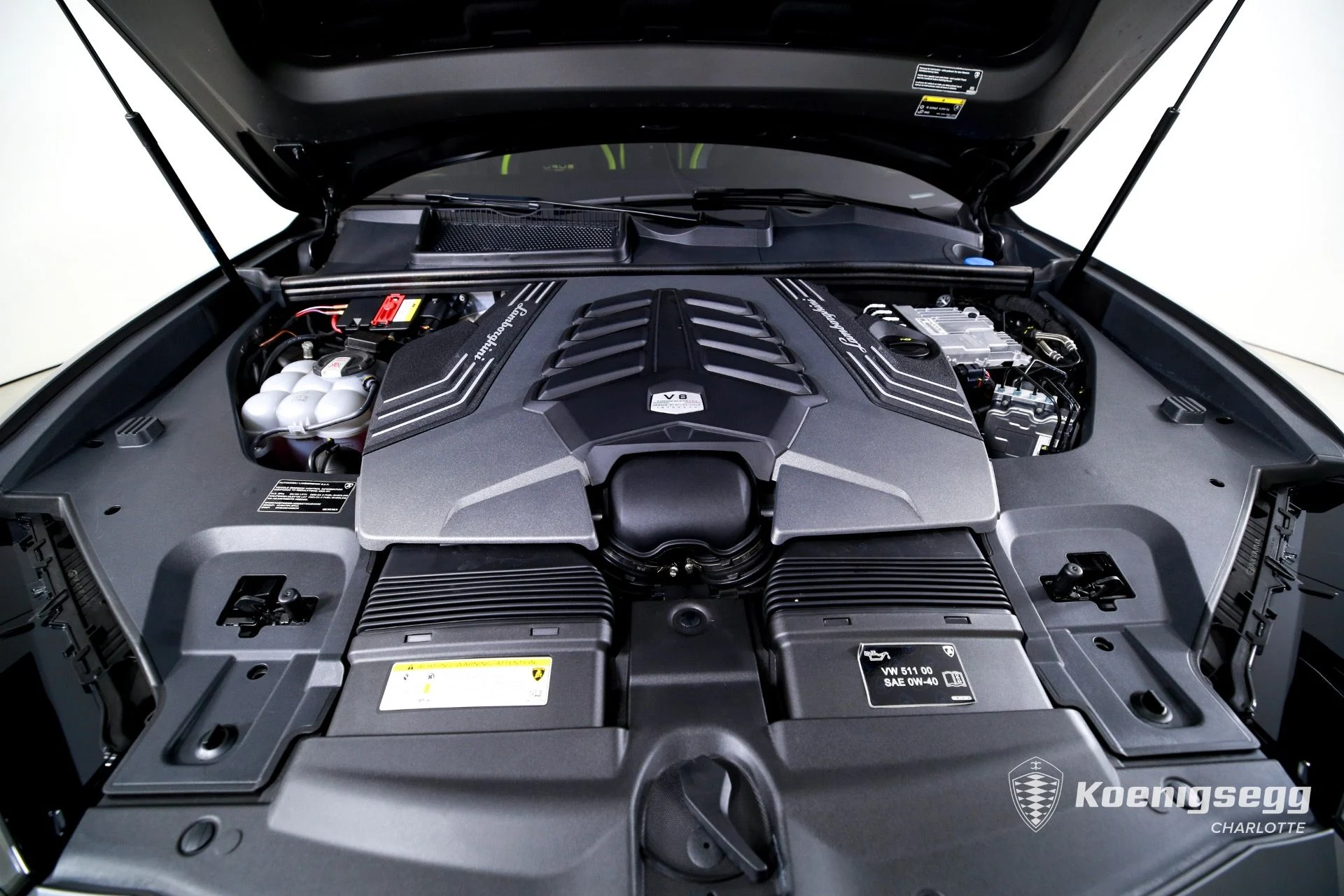 mph032_4195924113_Used_2022_Lamborghini_Urus_GRAPHITE_CAPSULE_1761055774_2b243eaec9